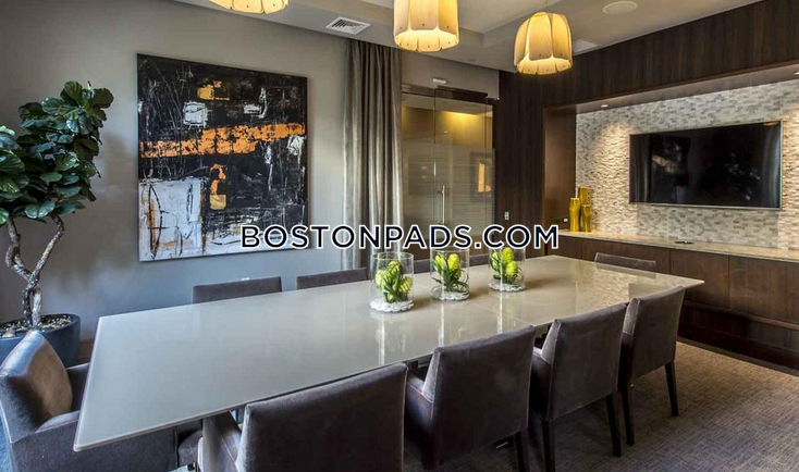 Gables Arsenal Street Photo 16