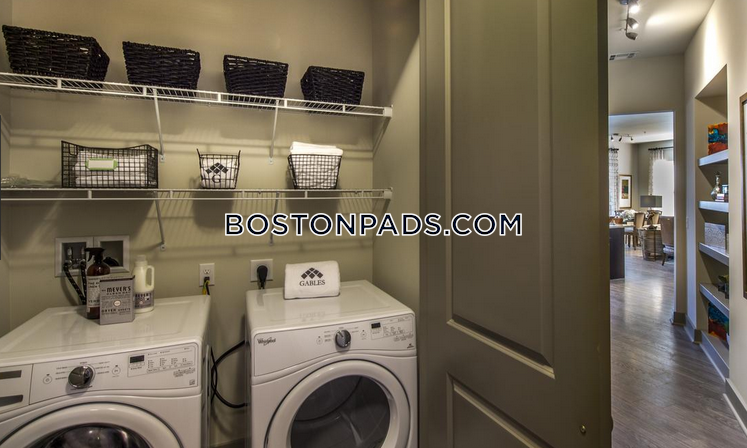 Gables Arsenal Street Photo 25