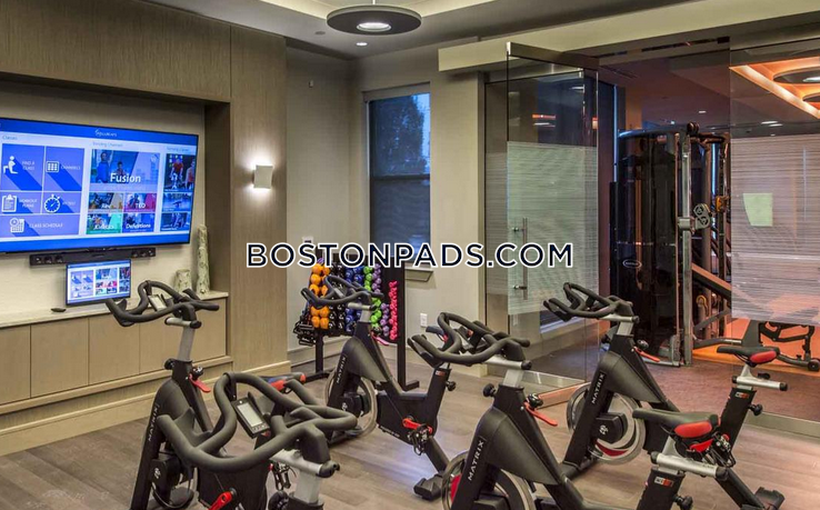 Gables Arsenal Street Photo 9