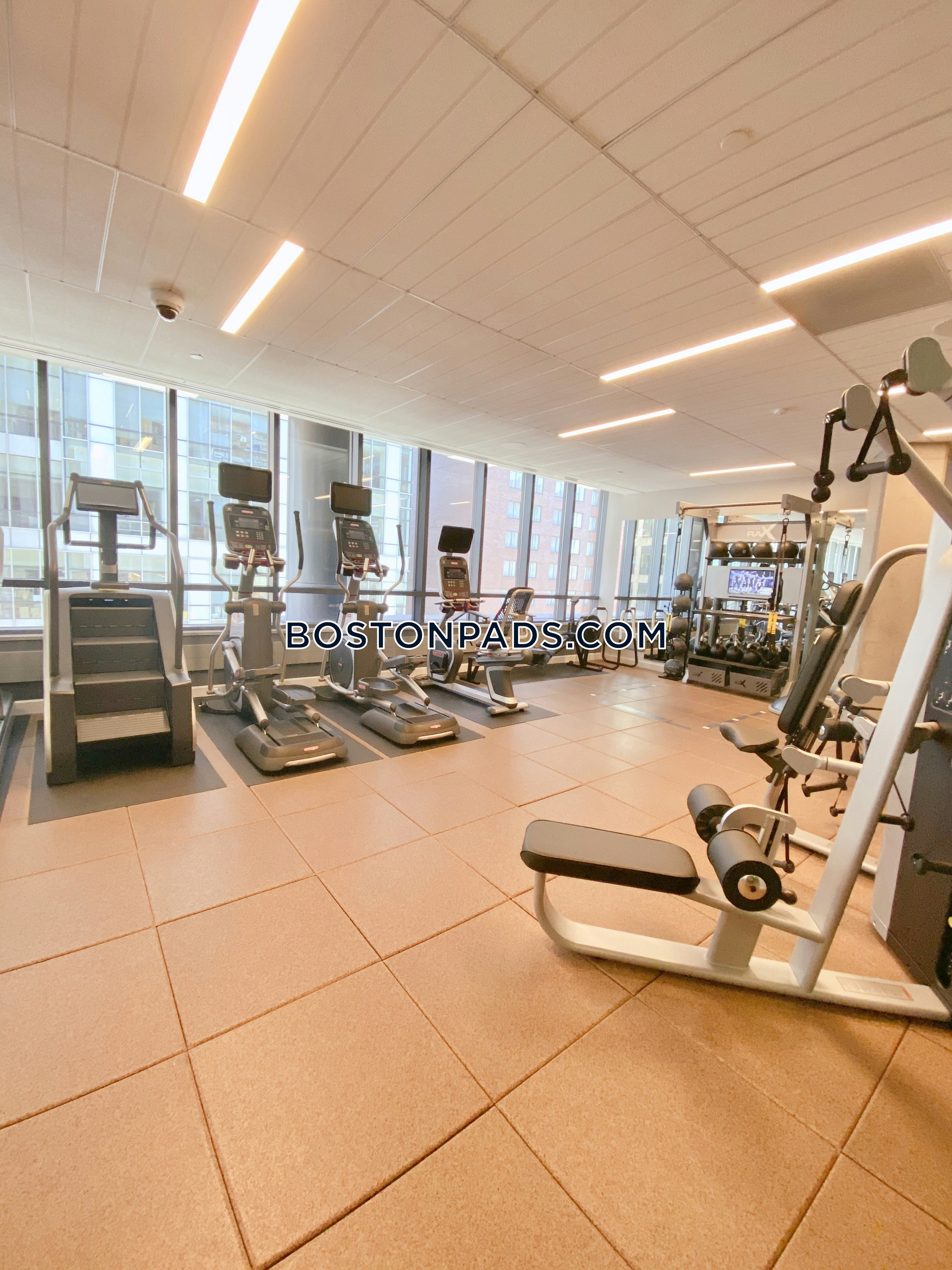 Proto Kendall Square Photo 11