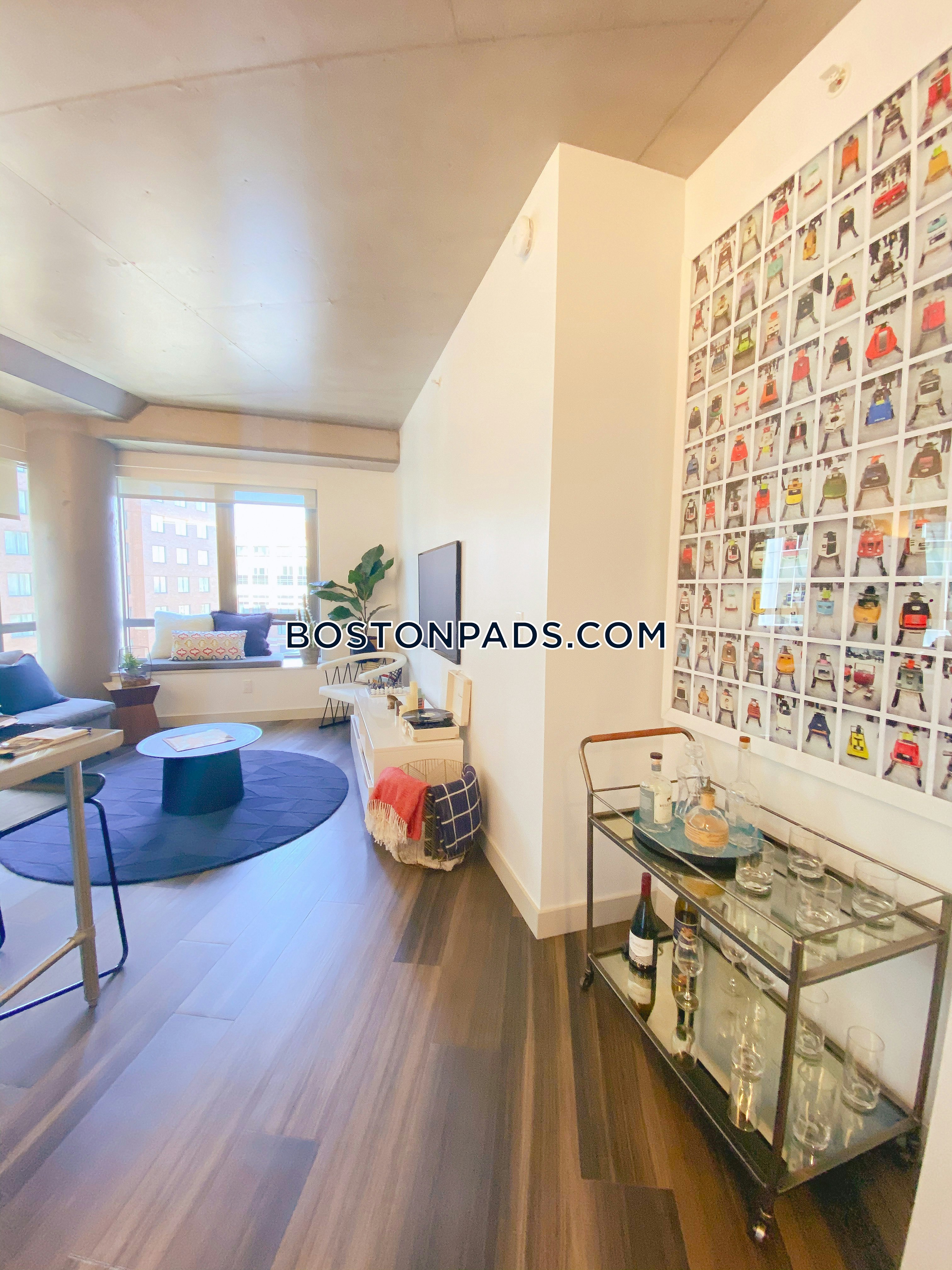 Proto Kendall Square Photo 22