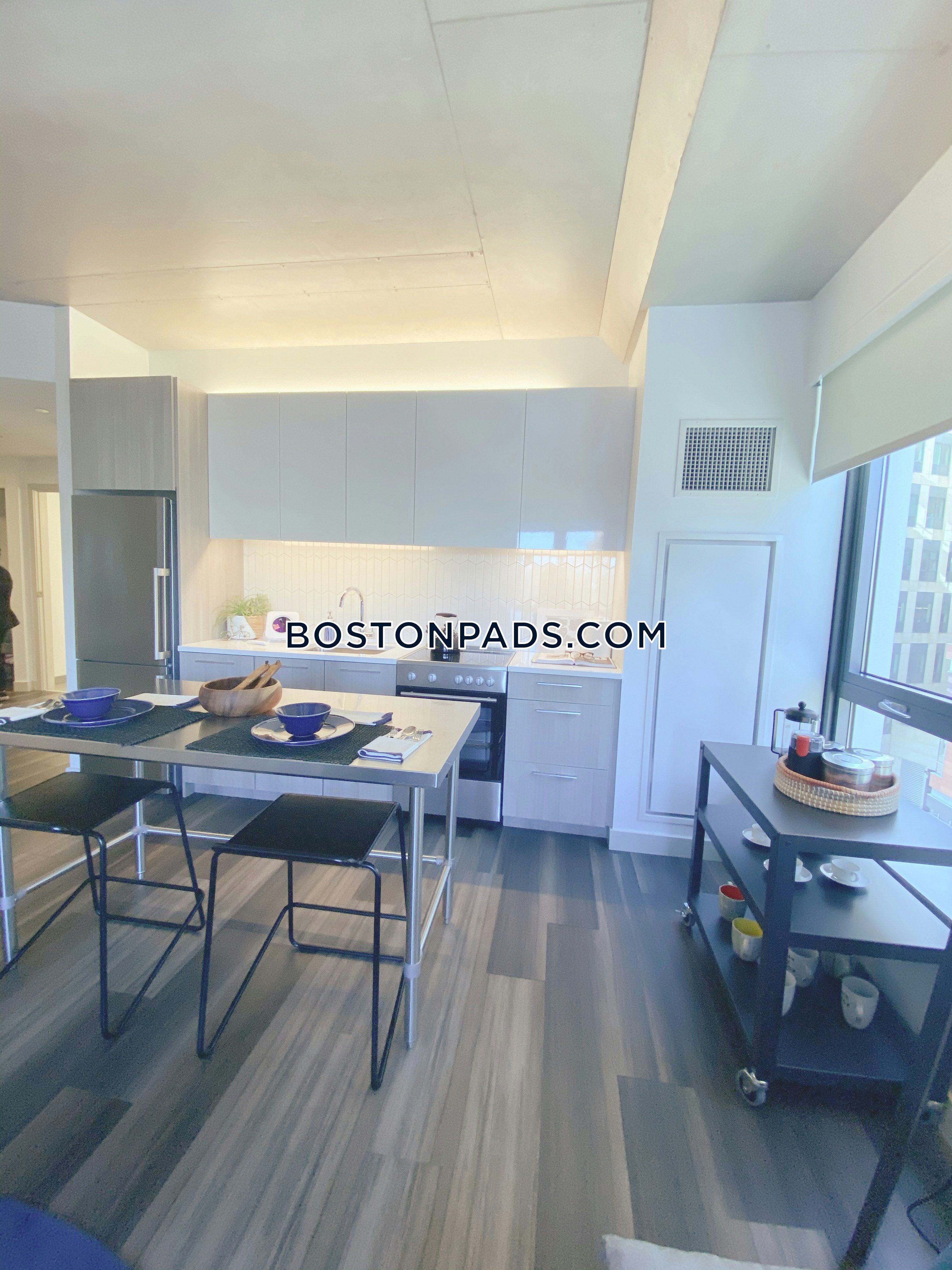 Proto Kendall Square Photo 19