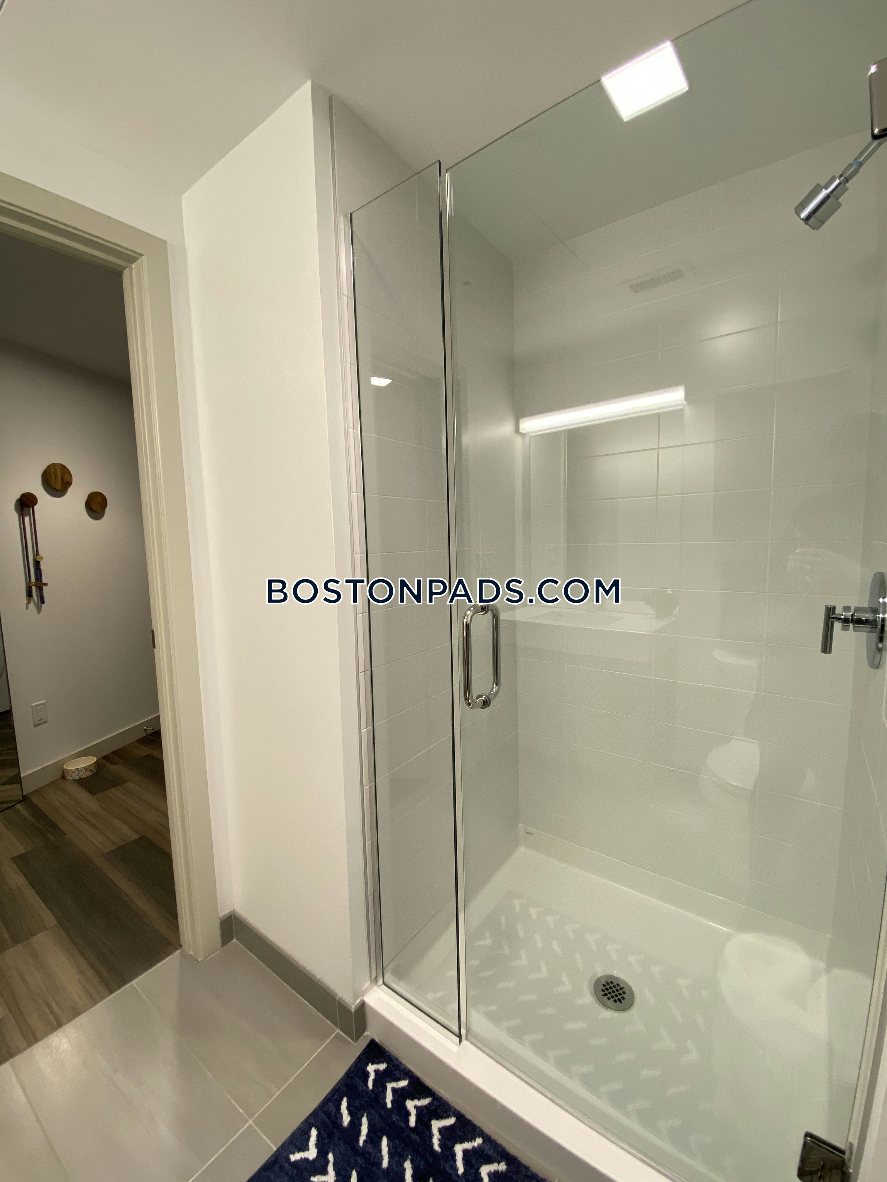 Proto Kendall Square Photo 32