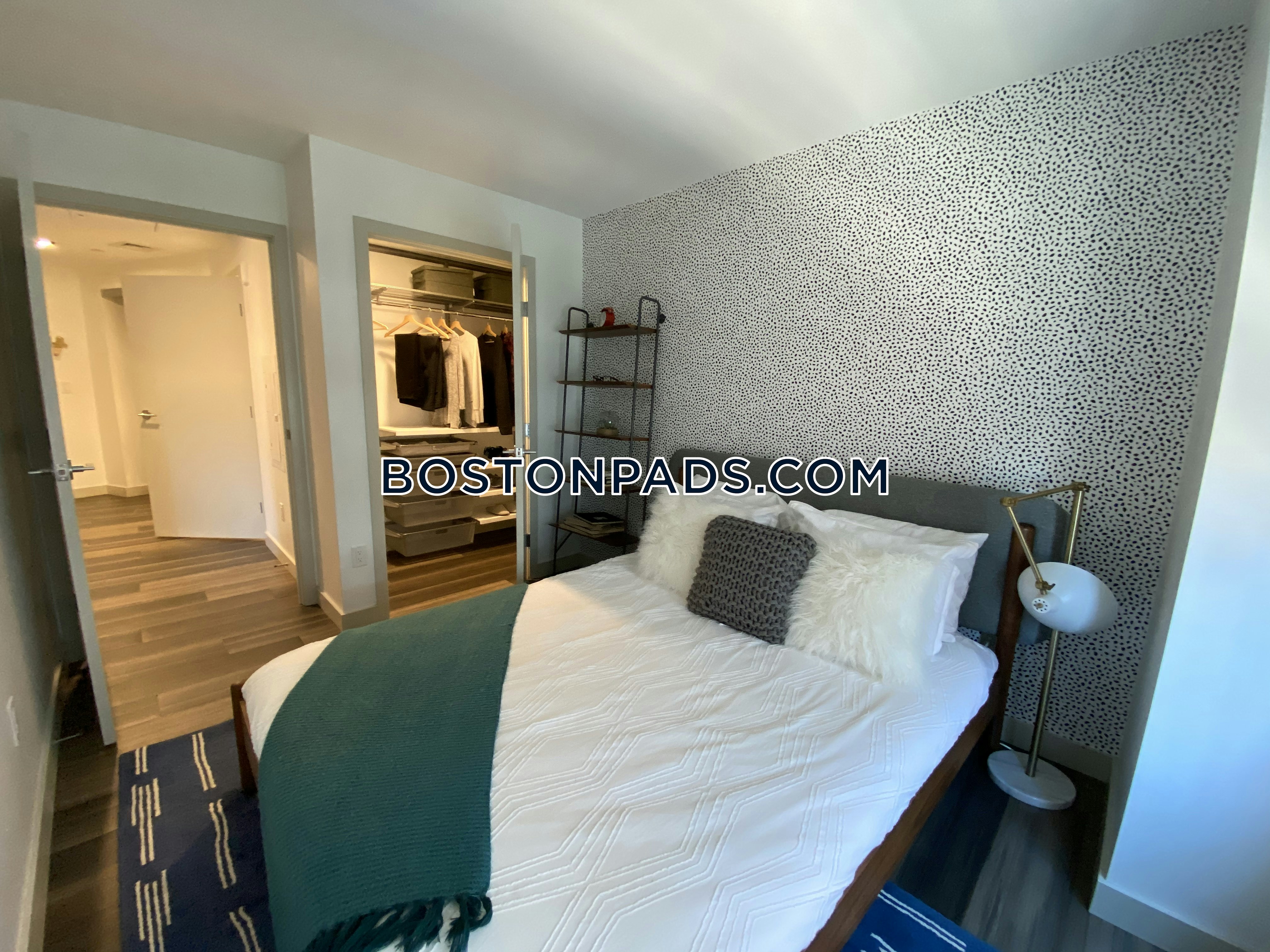 Proto Kendall Square Photo 28