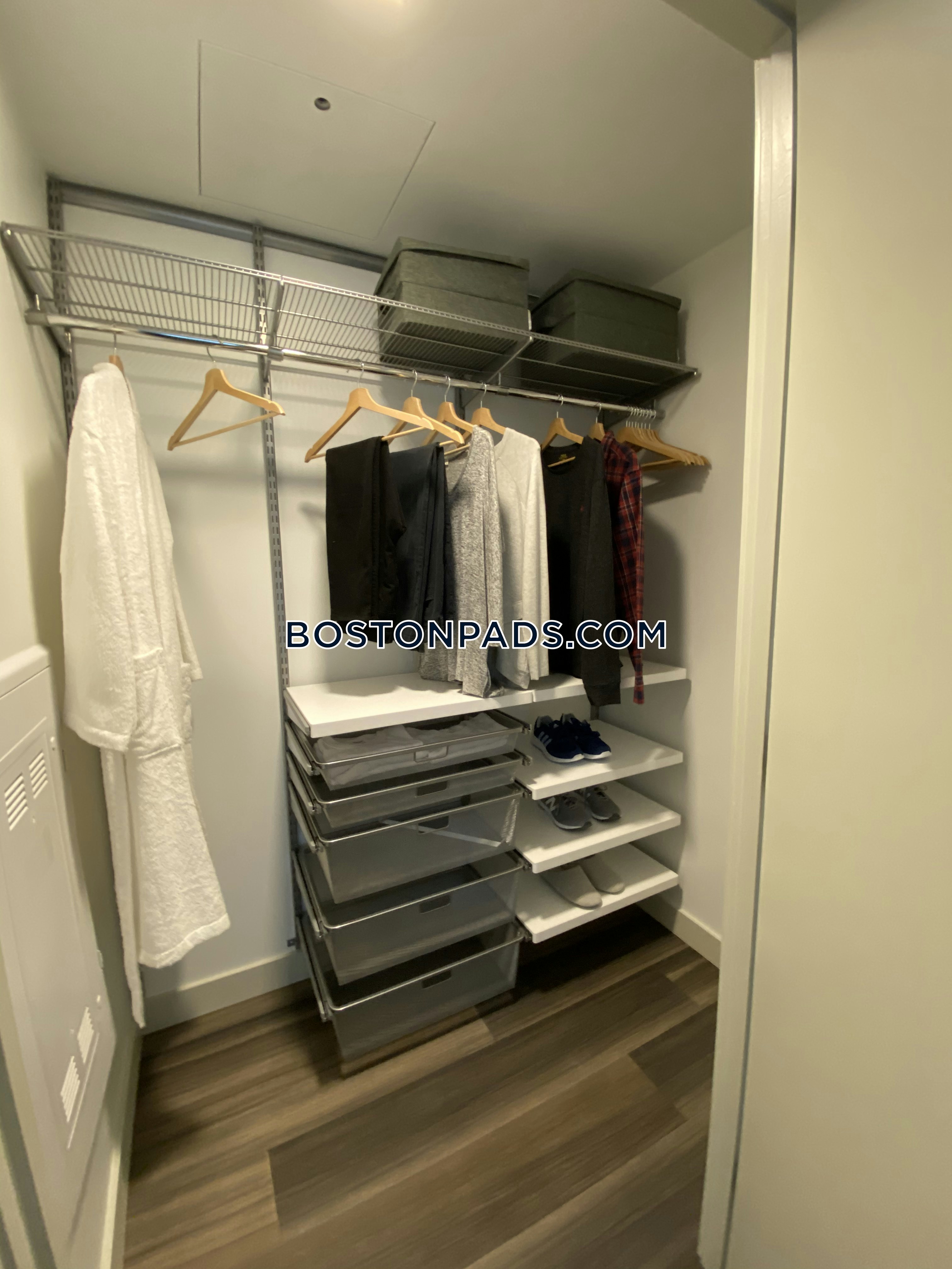 Proto Kendall Square Photo 50