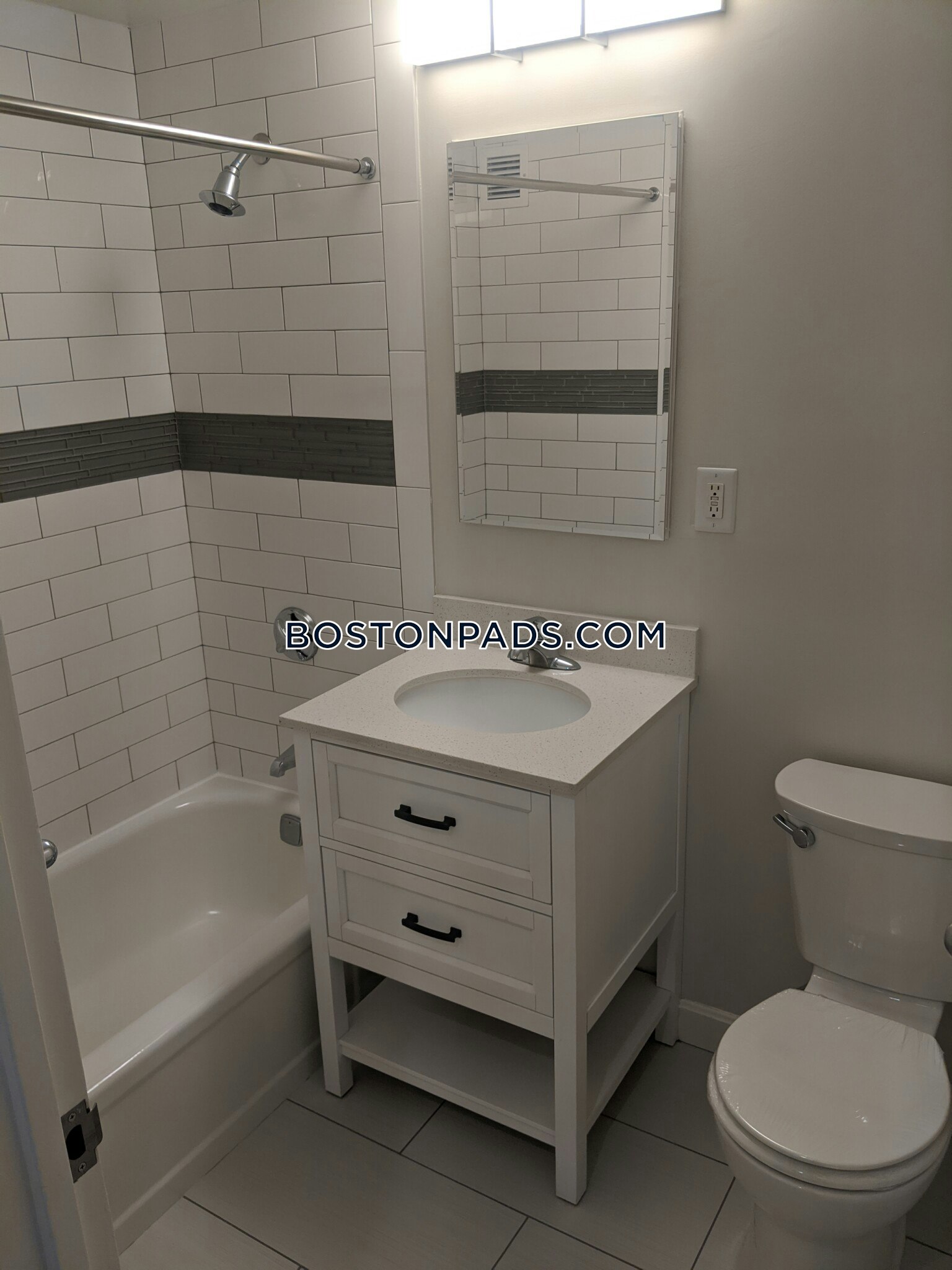 Parkside Place Photo 40