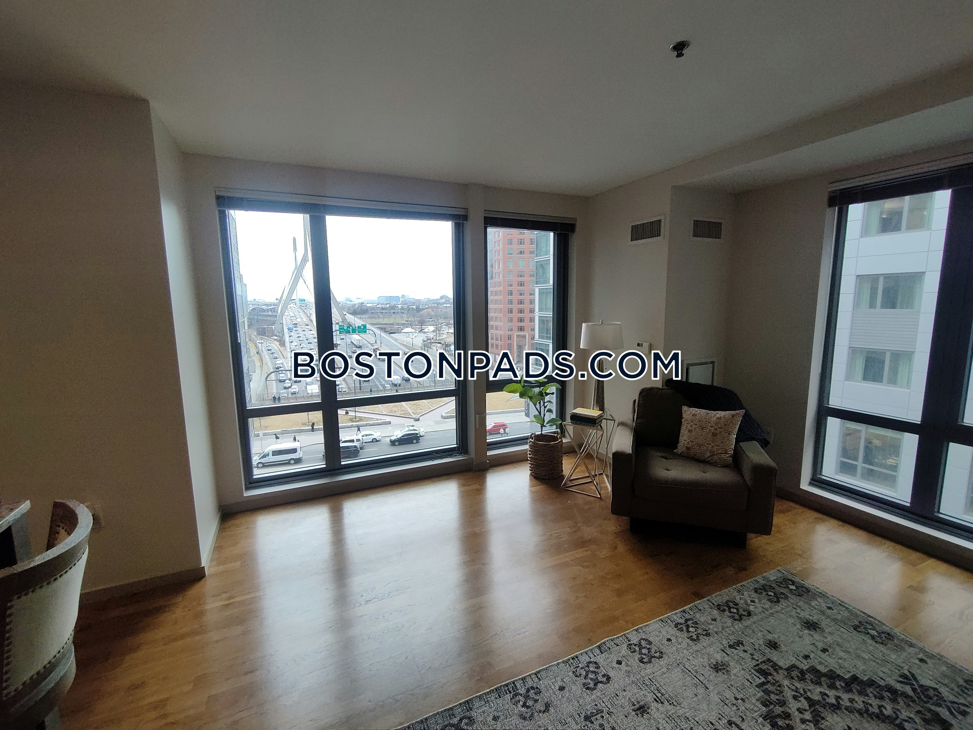 The Victor by Windsor Photo 37