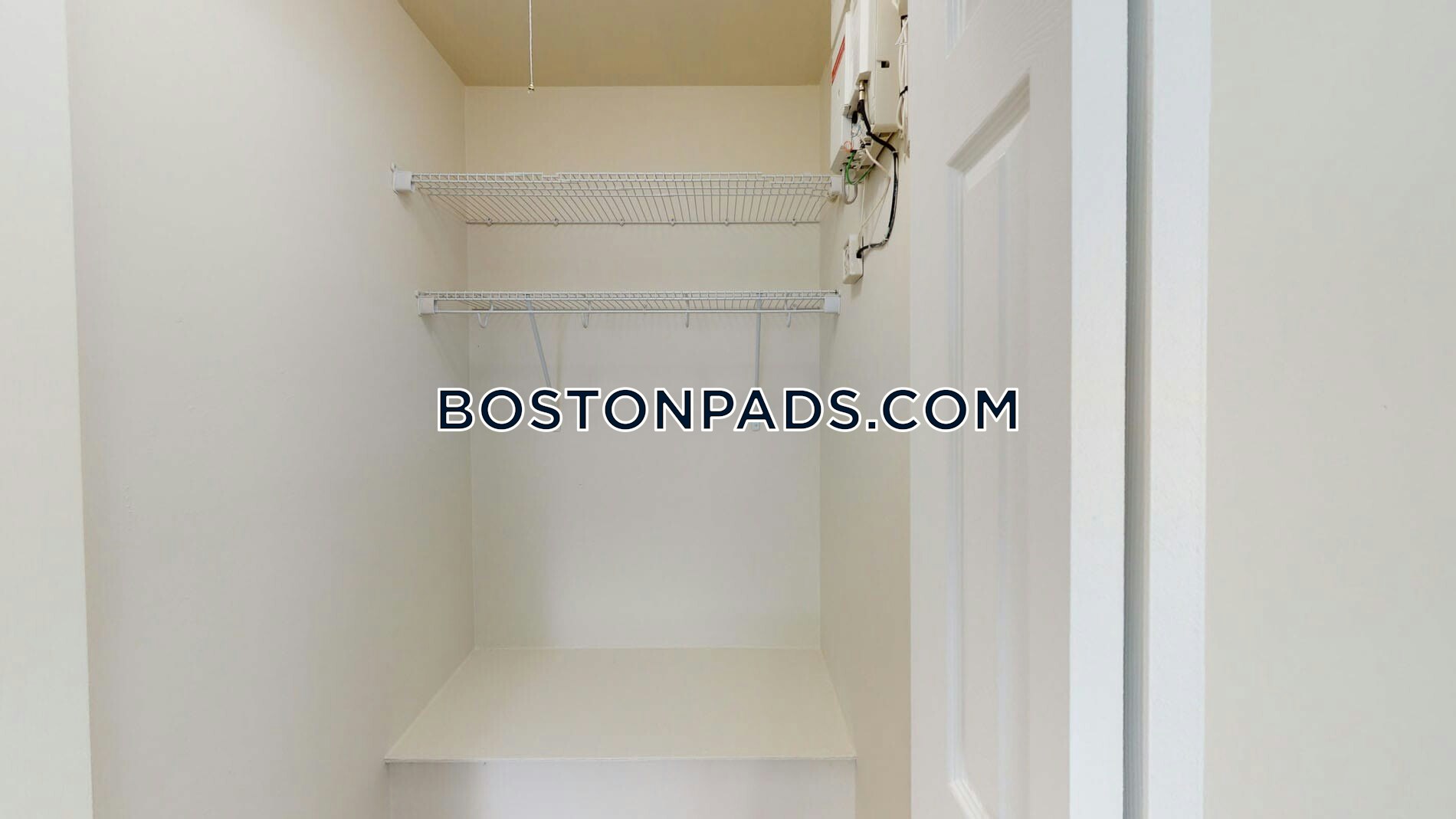 The Commons at Windsor Gardens Photo 60