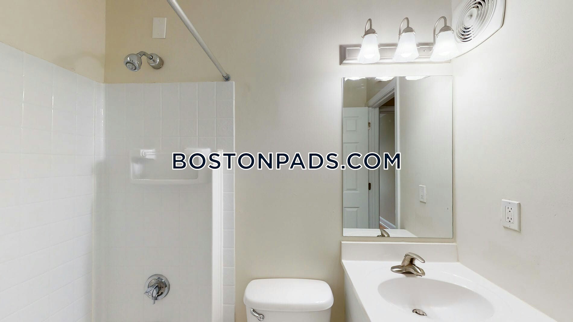 The Commons at Windsor Gardens Photo 64