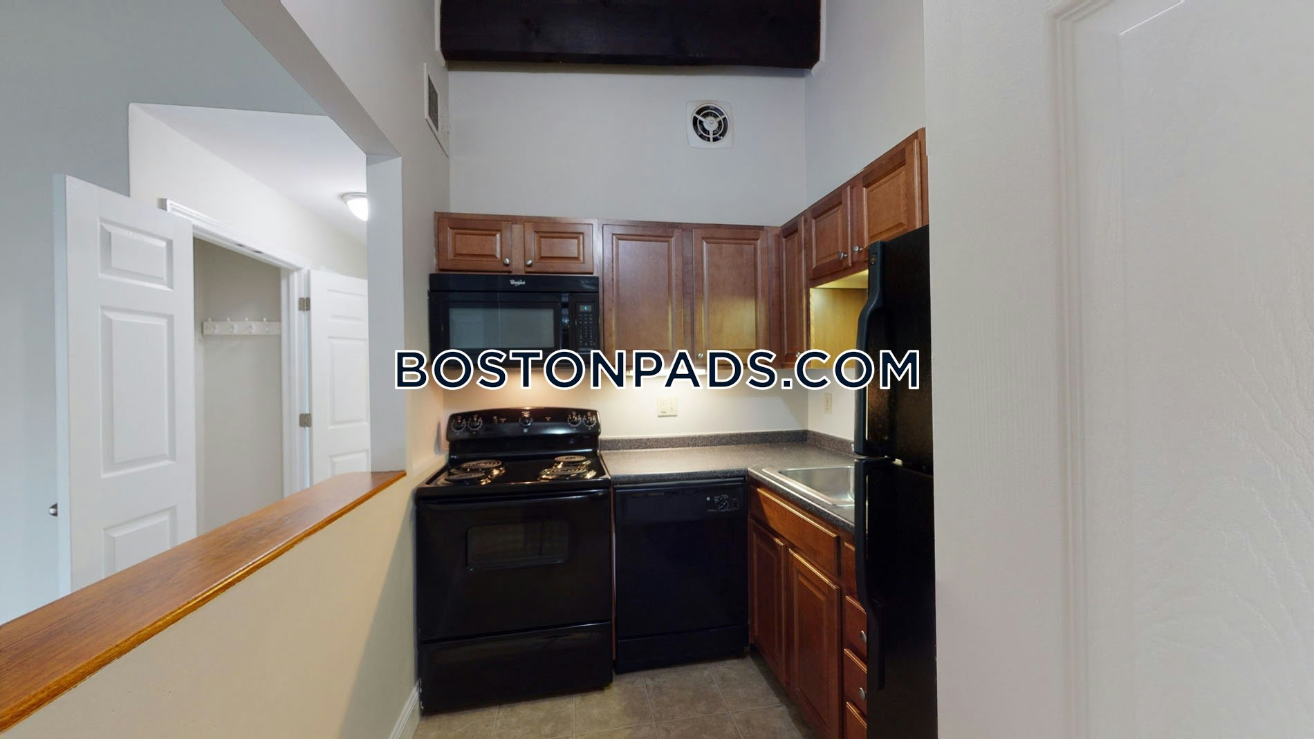 The Commons at Windsor Gardens Photo 40