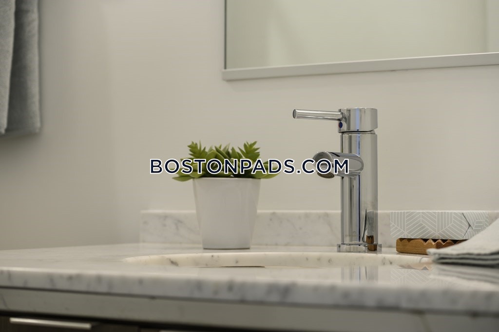 The Lofts at Atlantic Wharf Photo 4