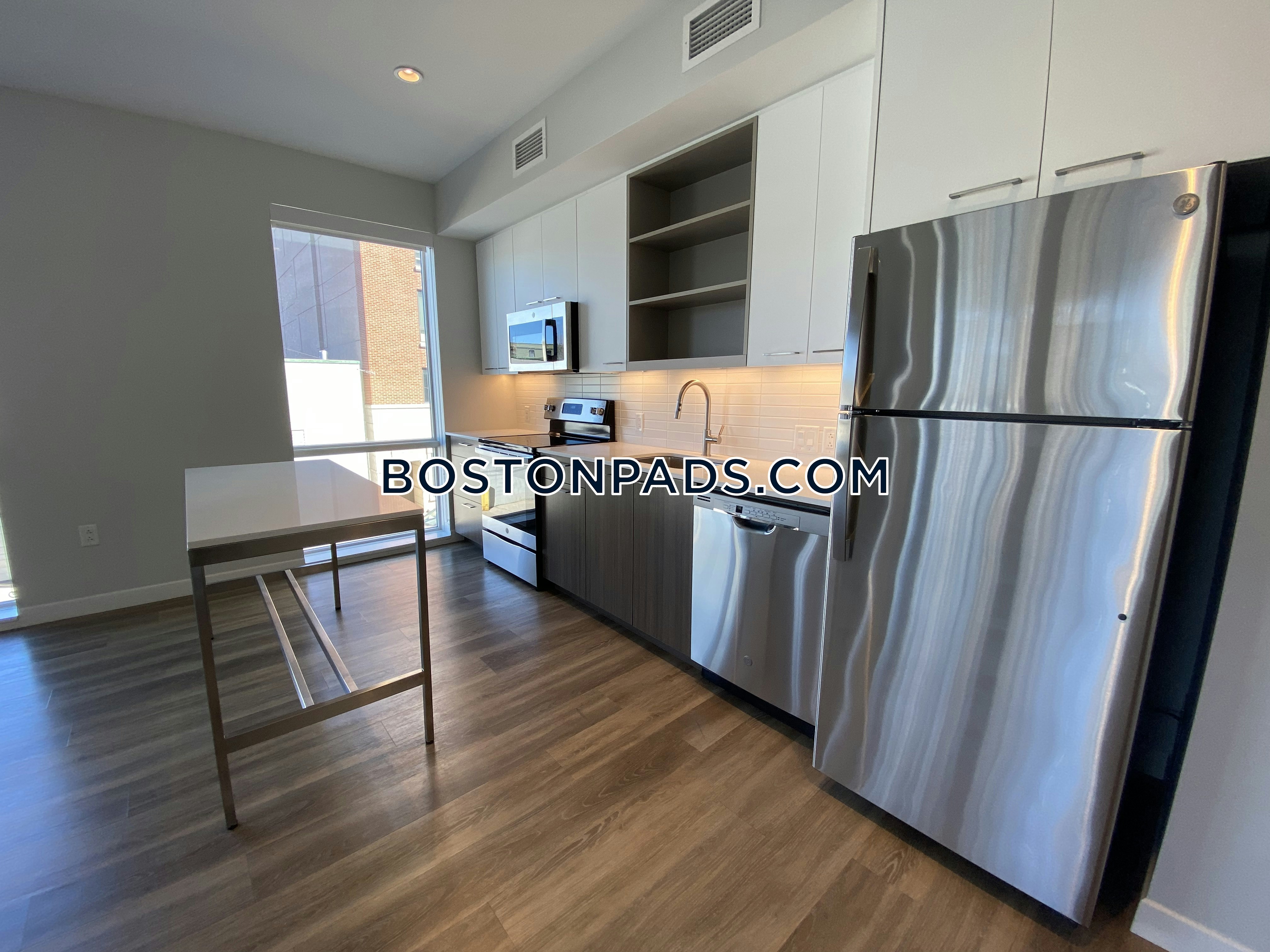 Prism Apartments Photo 37