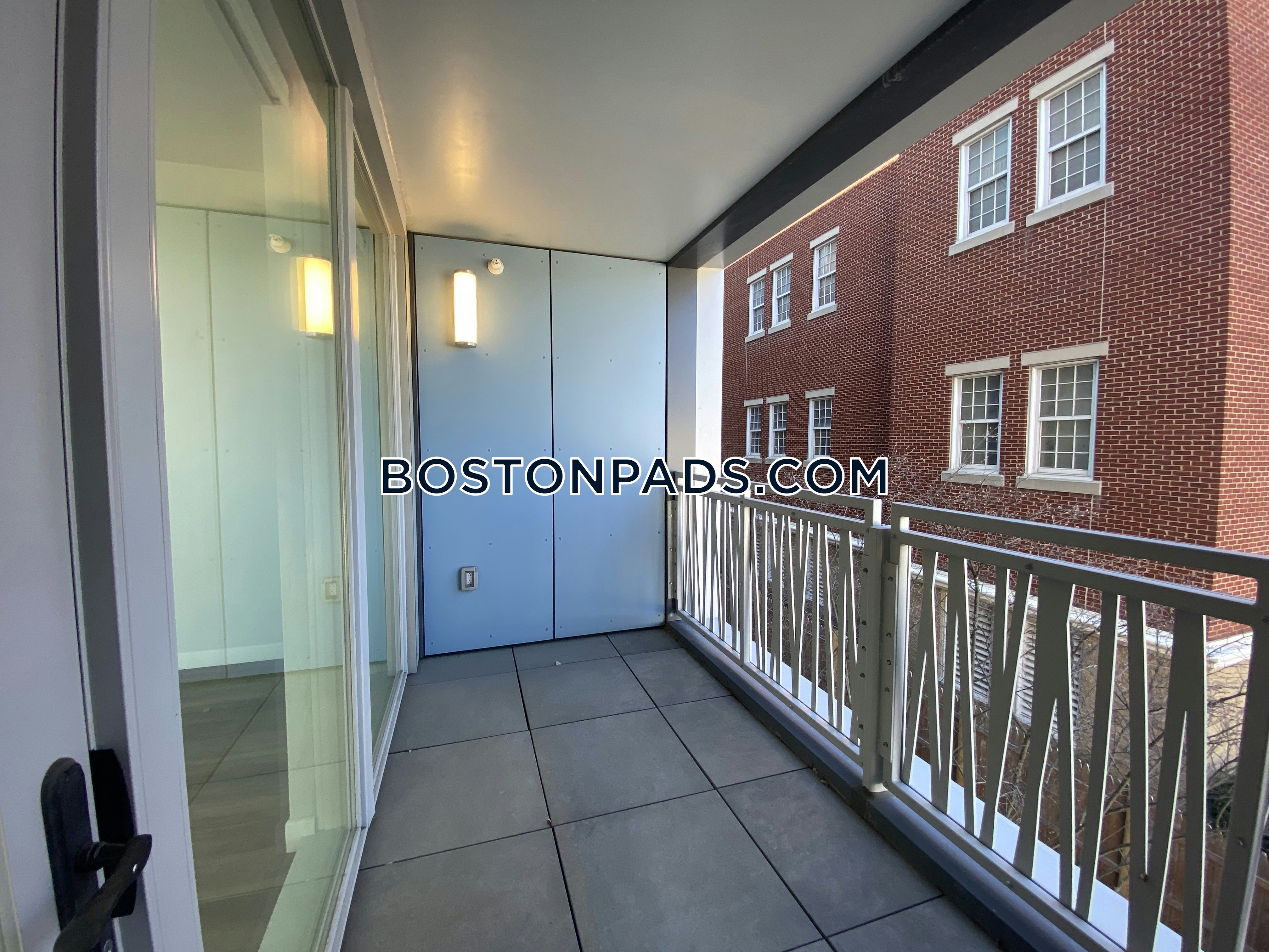 Prism Apartments Photo 5