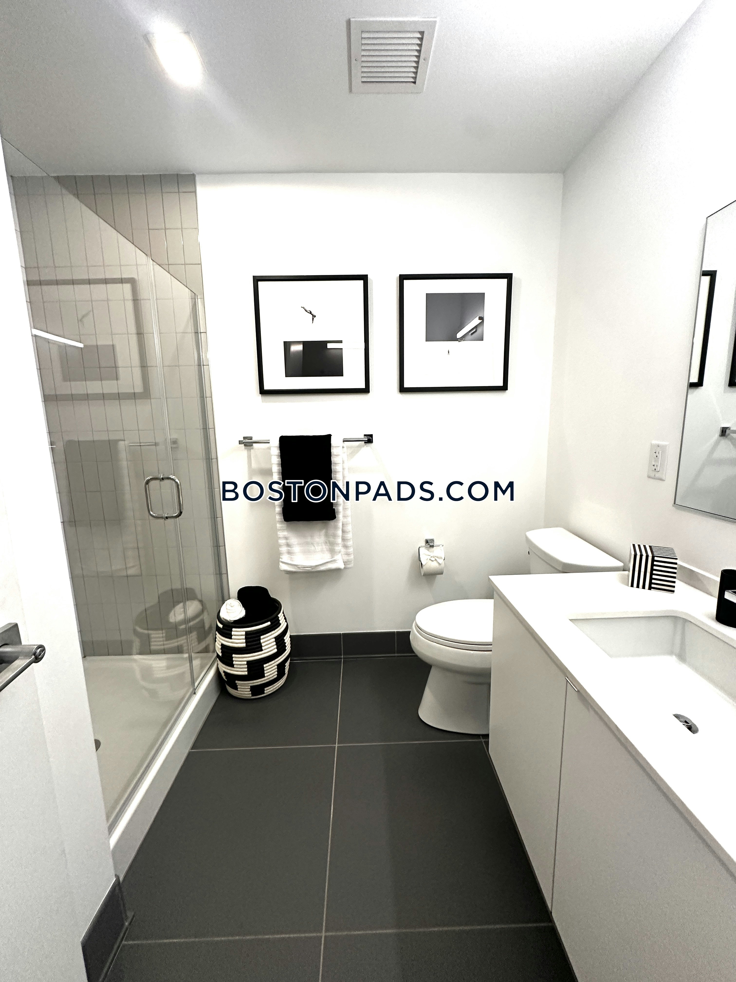 The Graphic Photo 19