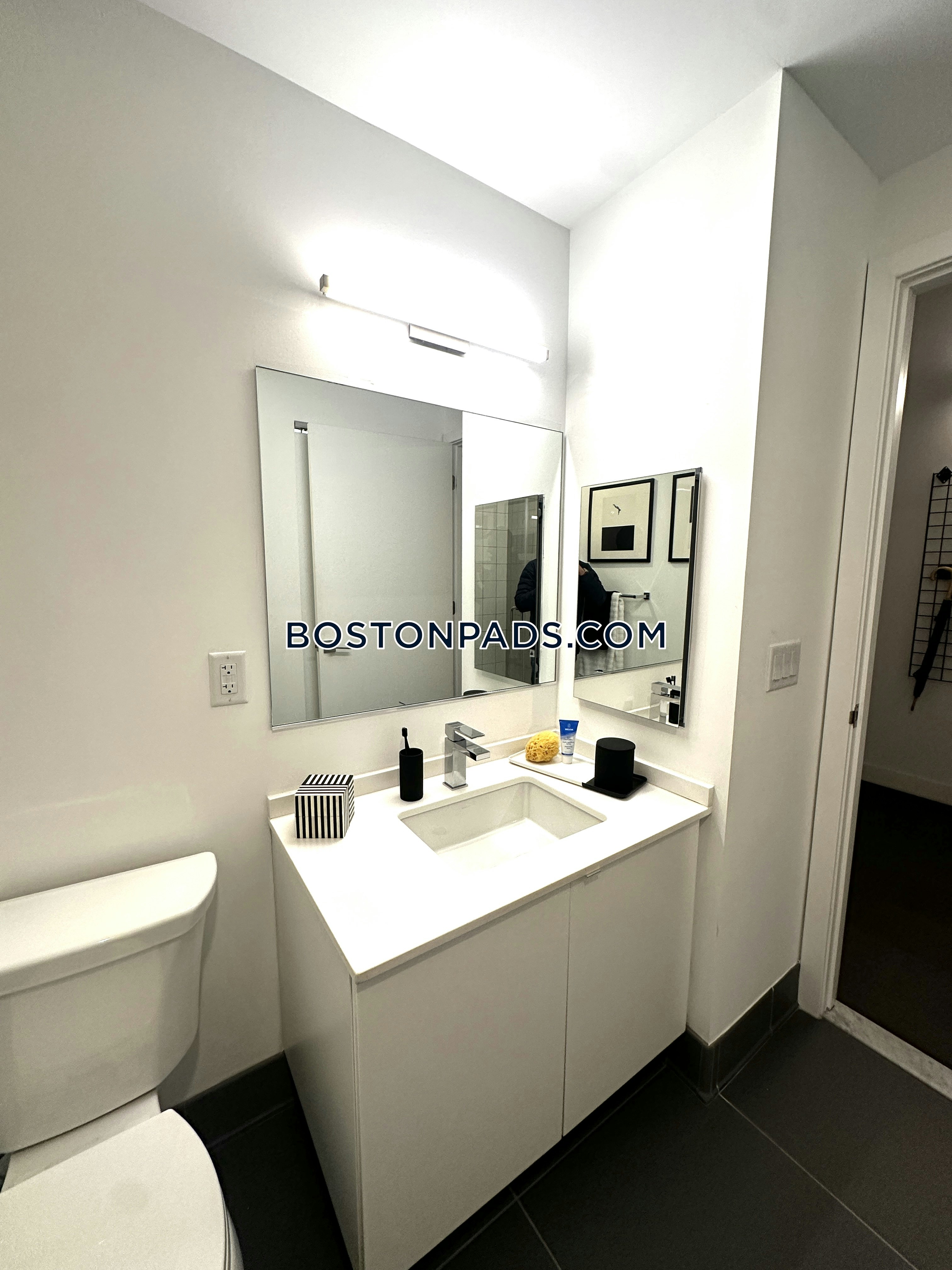 The Graphic Photo 23