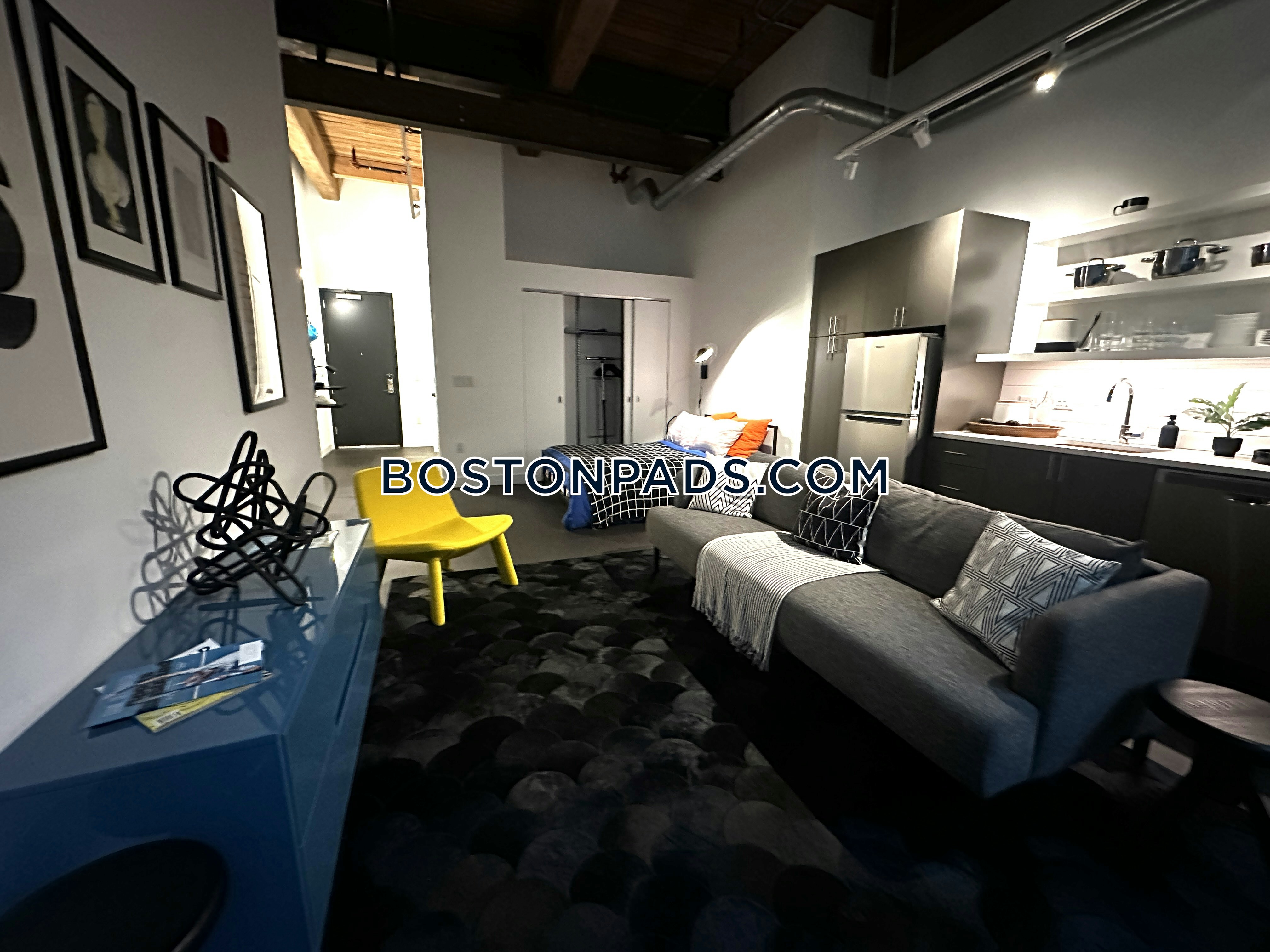 The Graphic Photo 27