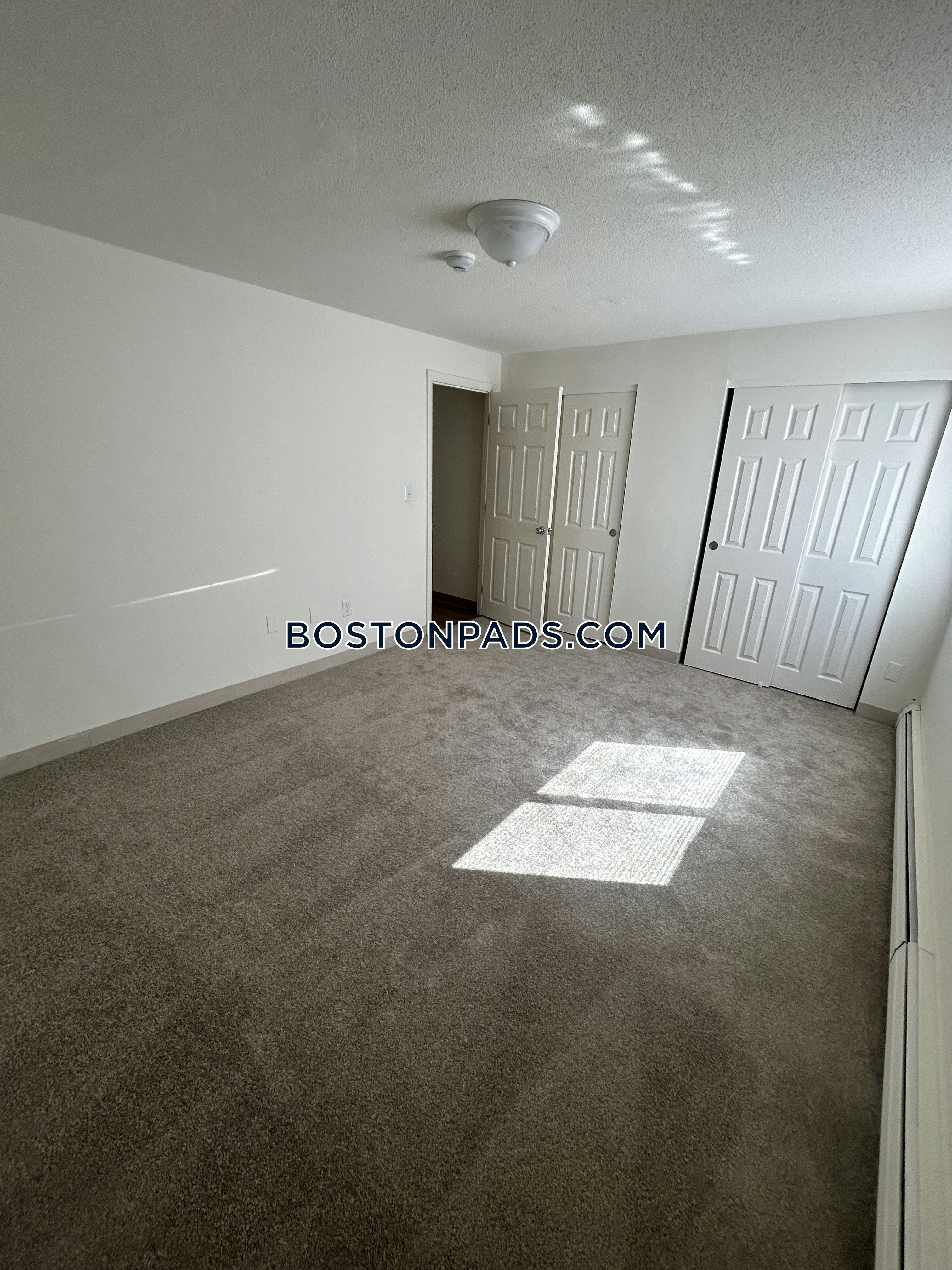 Northgate Apartments Photo 9