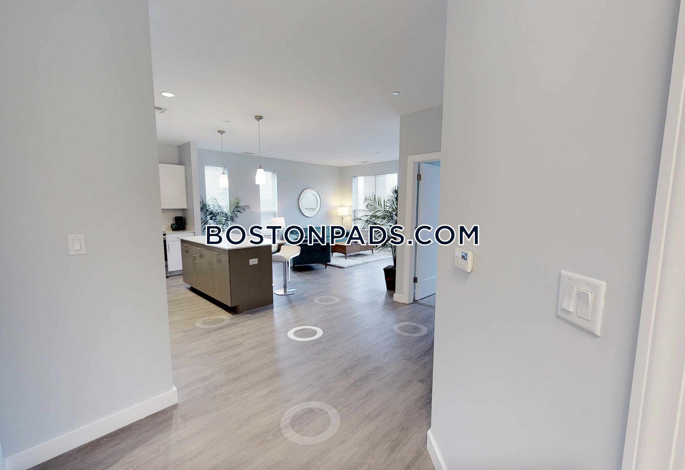 Elevation Apartments at Crown Colony Photo 40