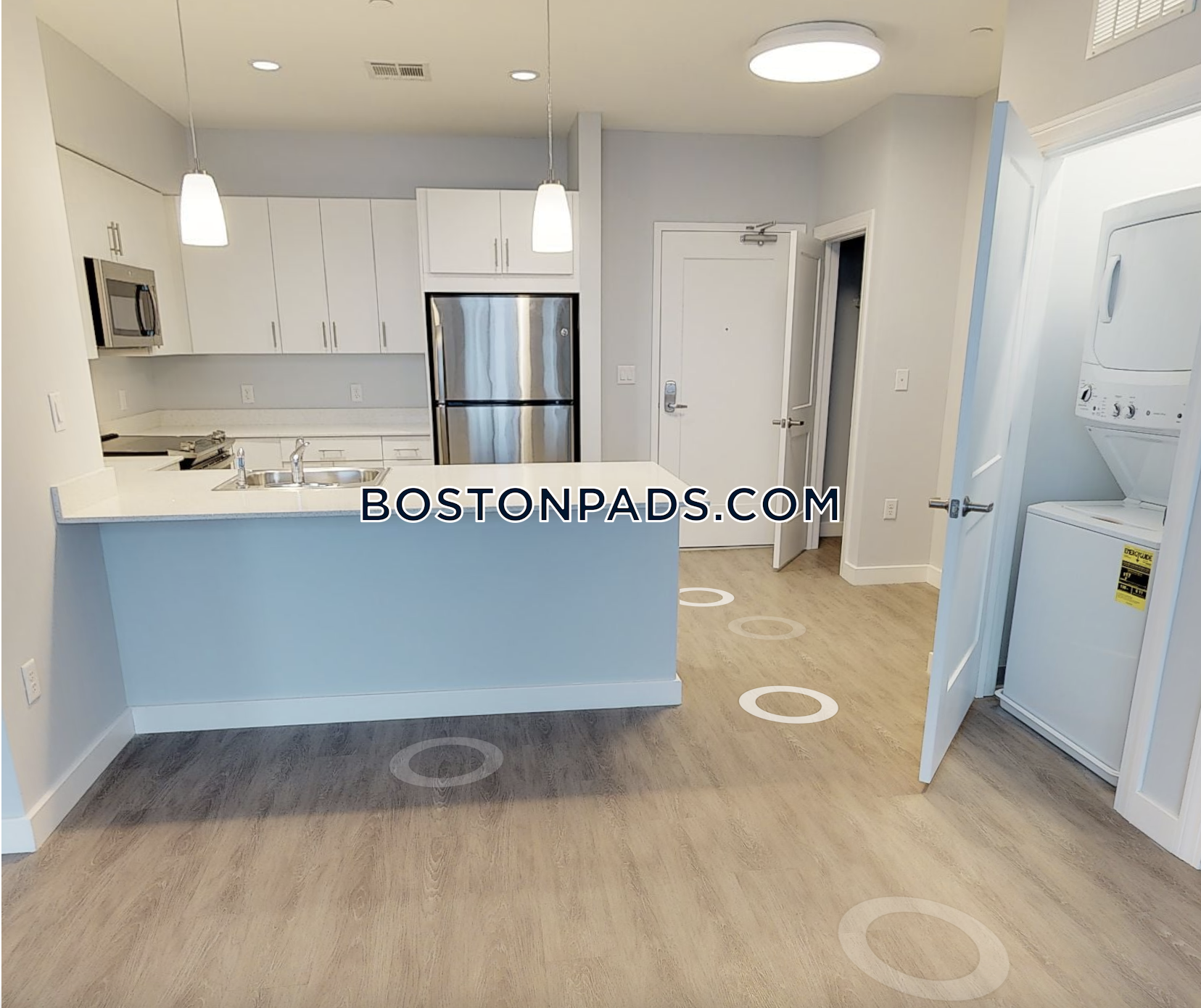 Elevation Apartments at Crown Colony Photo 42