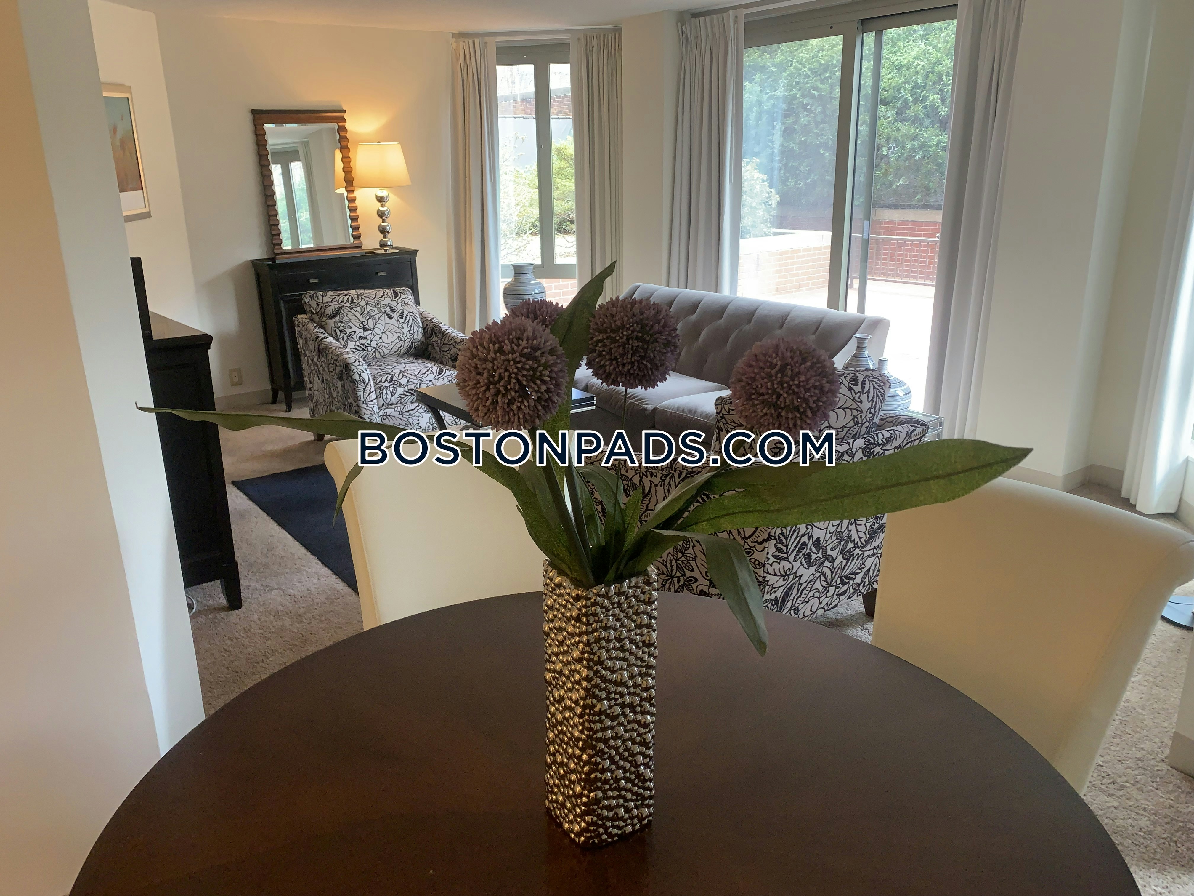 The Greenhouse Apartments Photo 17