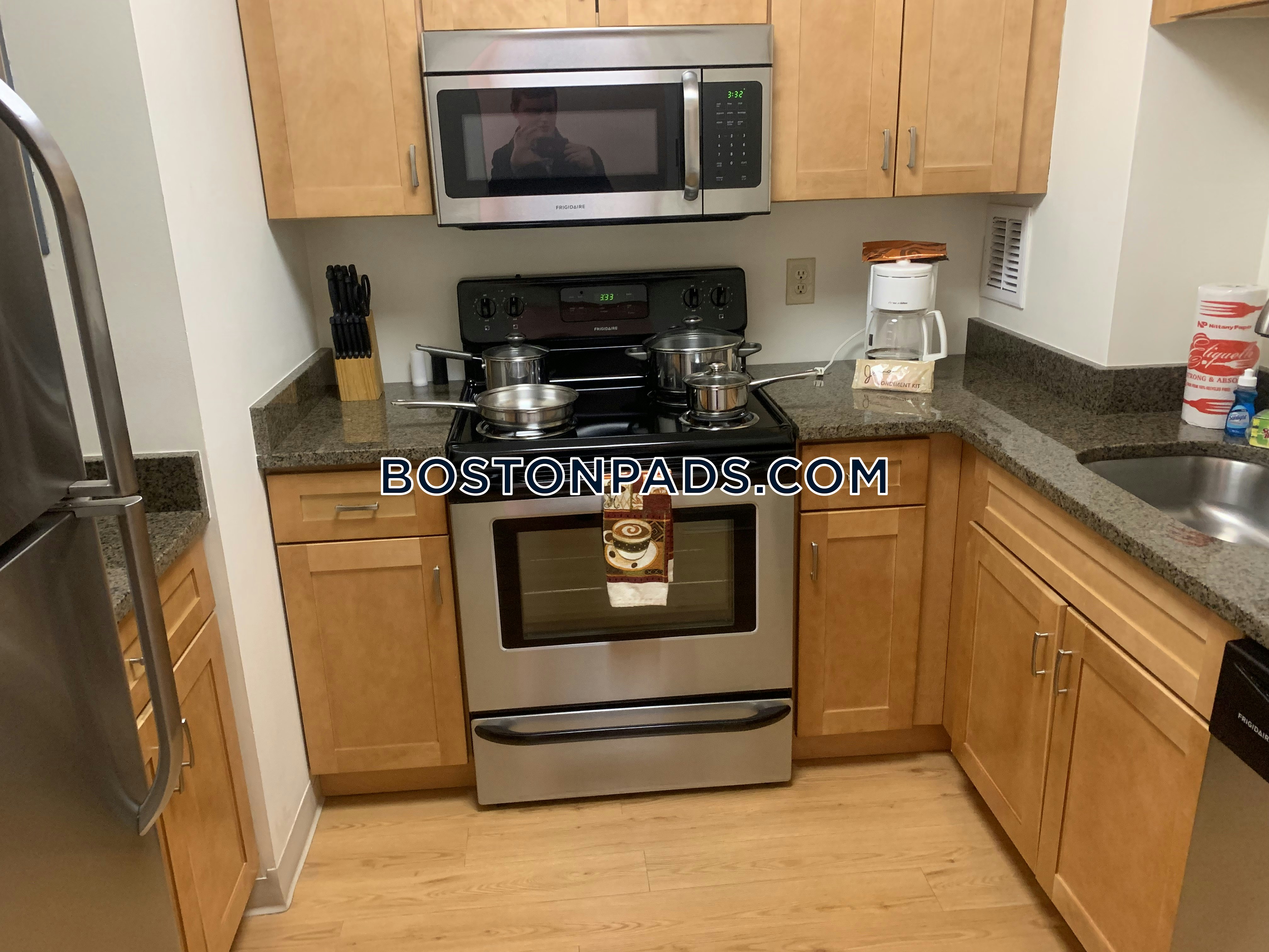 The Greenhouse Apartments Photo 10