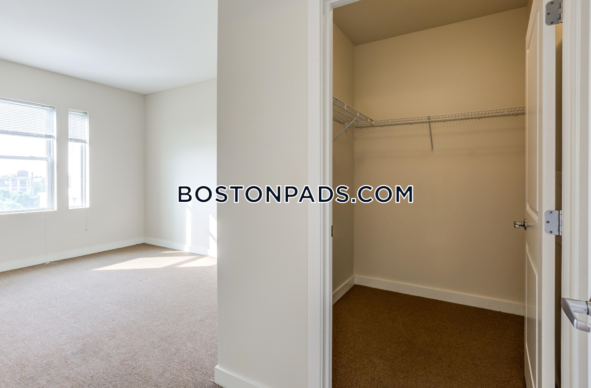 One Webster Photo 24