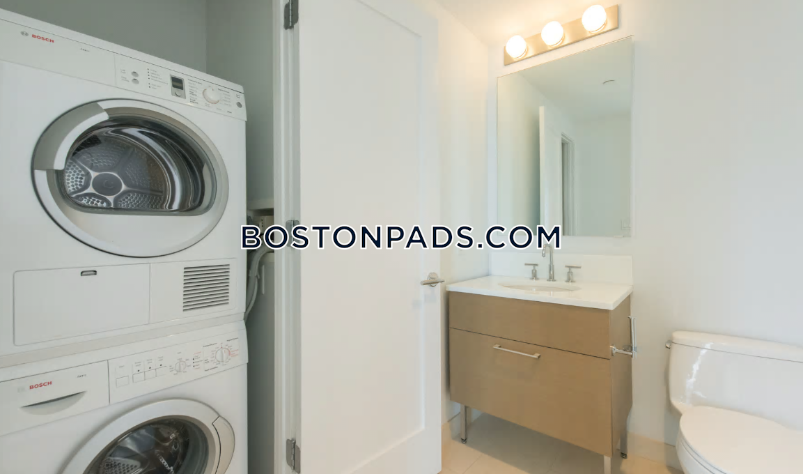 Third Square Apartments Photo 18