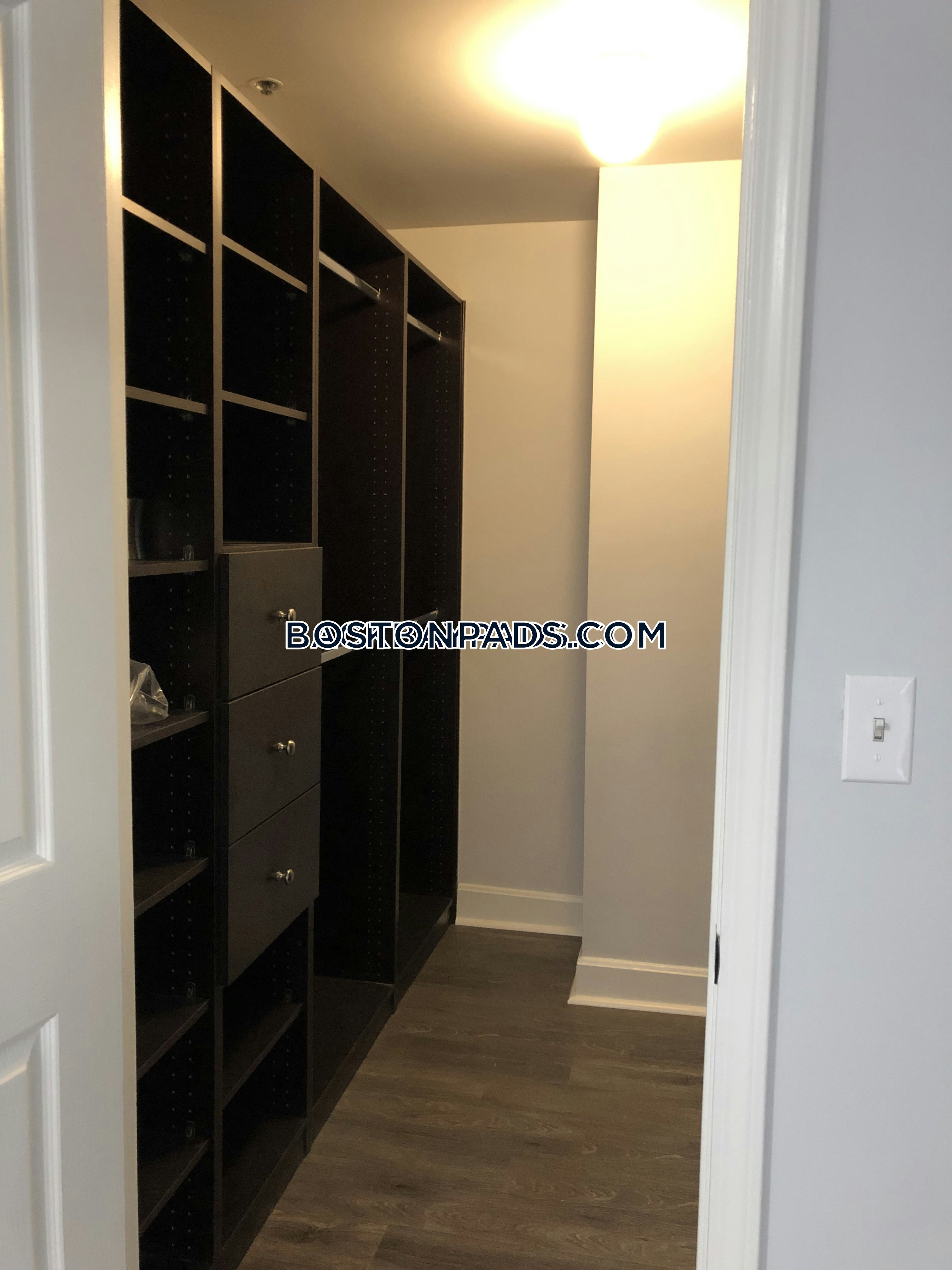 Garrison Square Photo 41