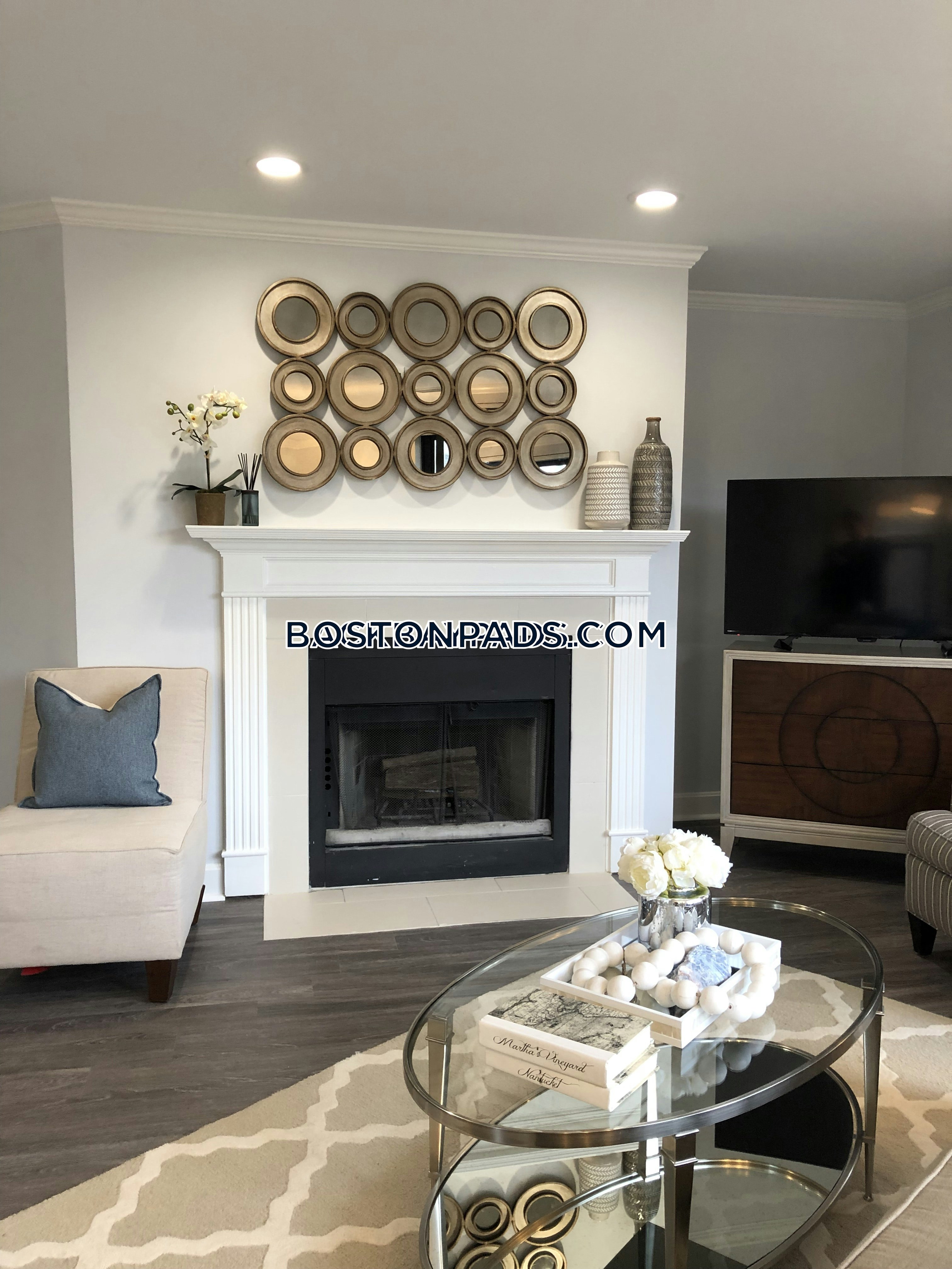 Garrison Square Photo 39