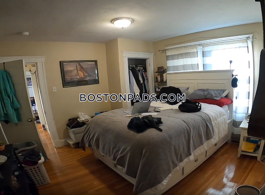 Lodge at Ames Pond Photo 25