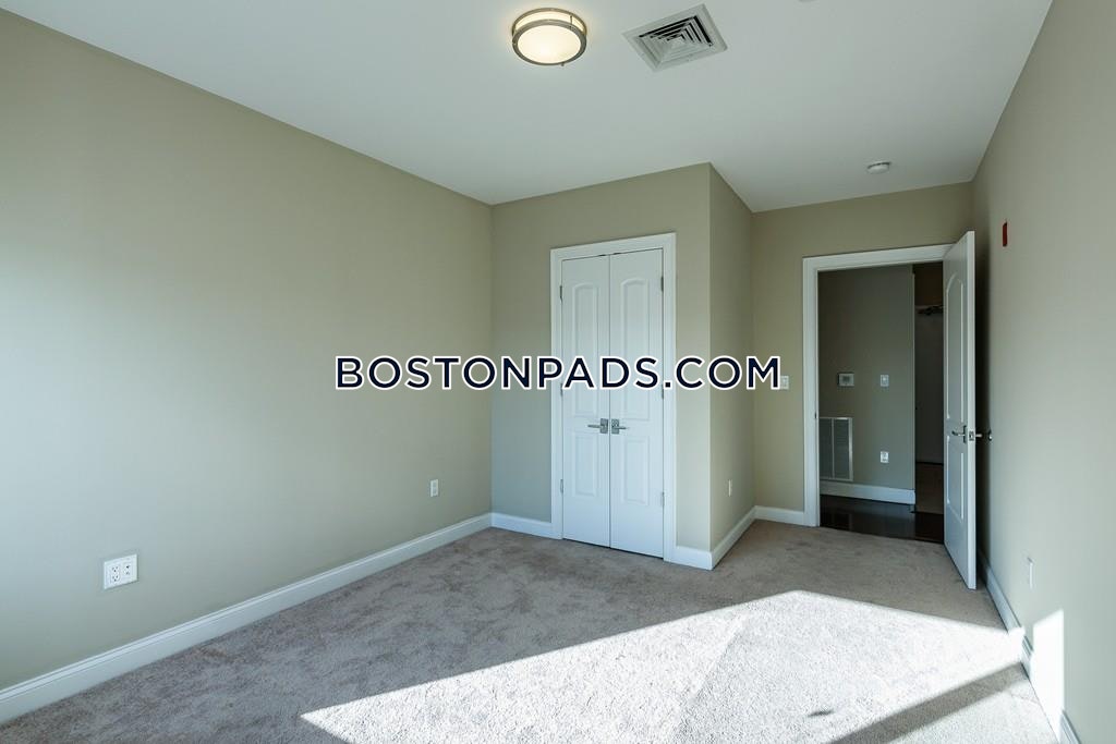 Eleven West Photo 44