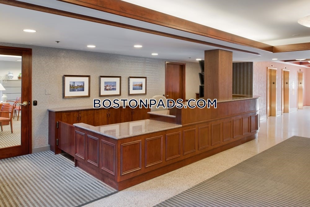 Parkside Place Photo 37