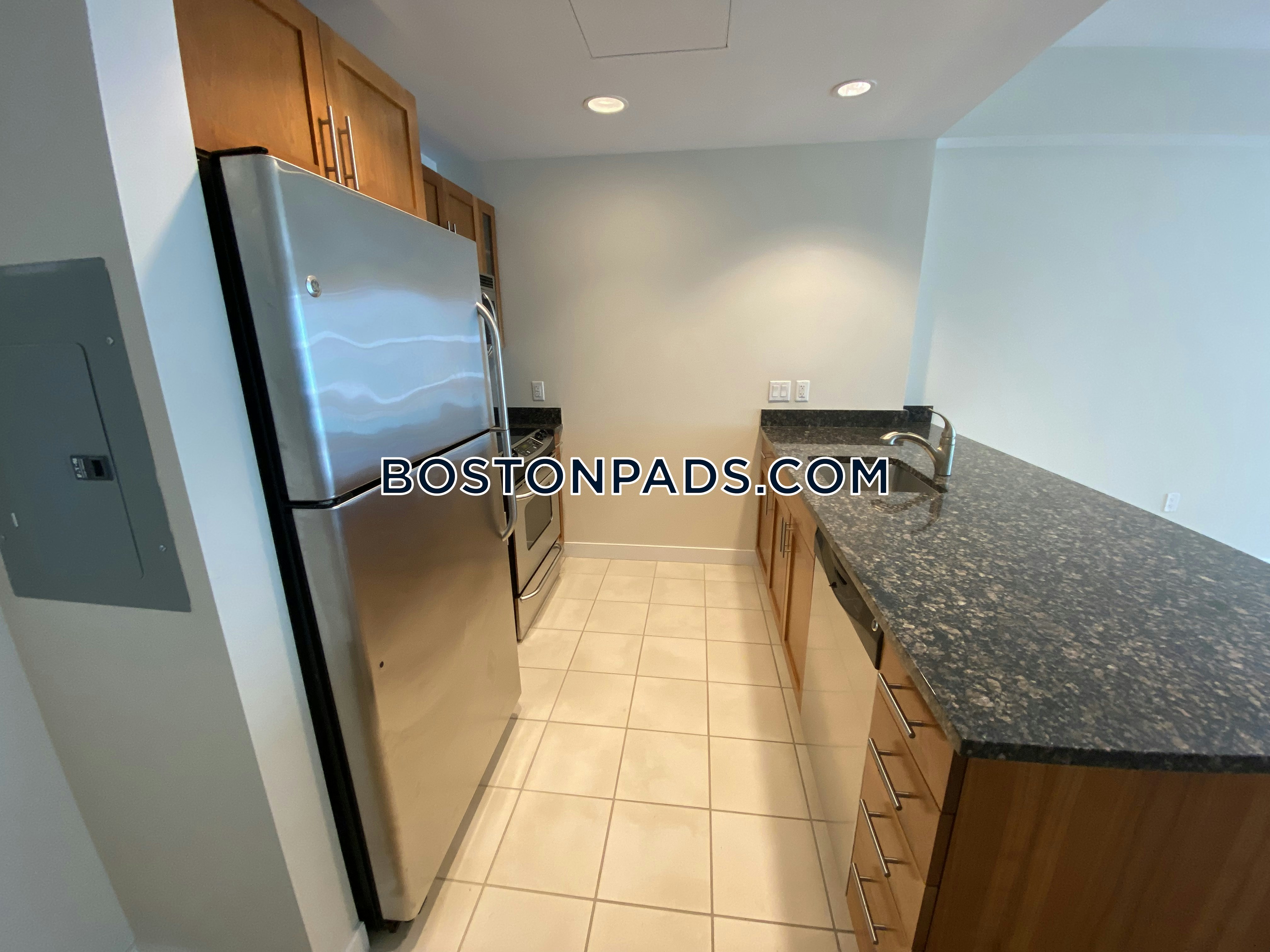 Emerson Place Apartments Photo 39