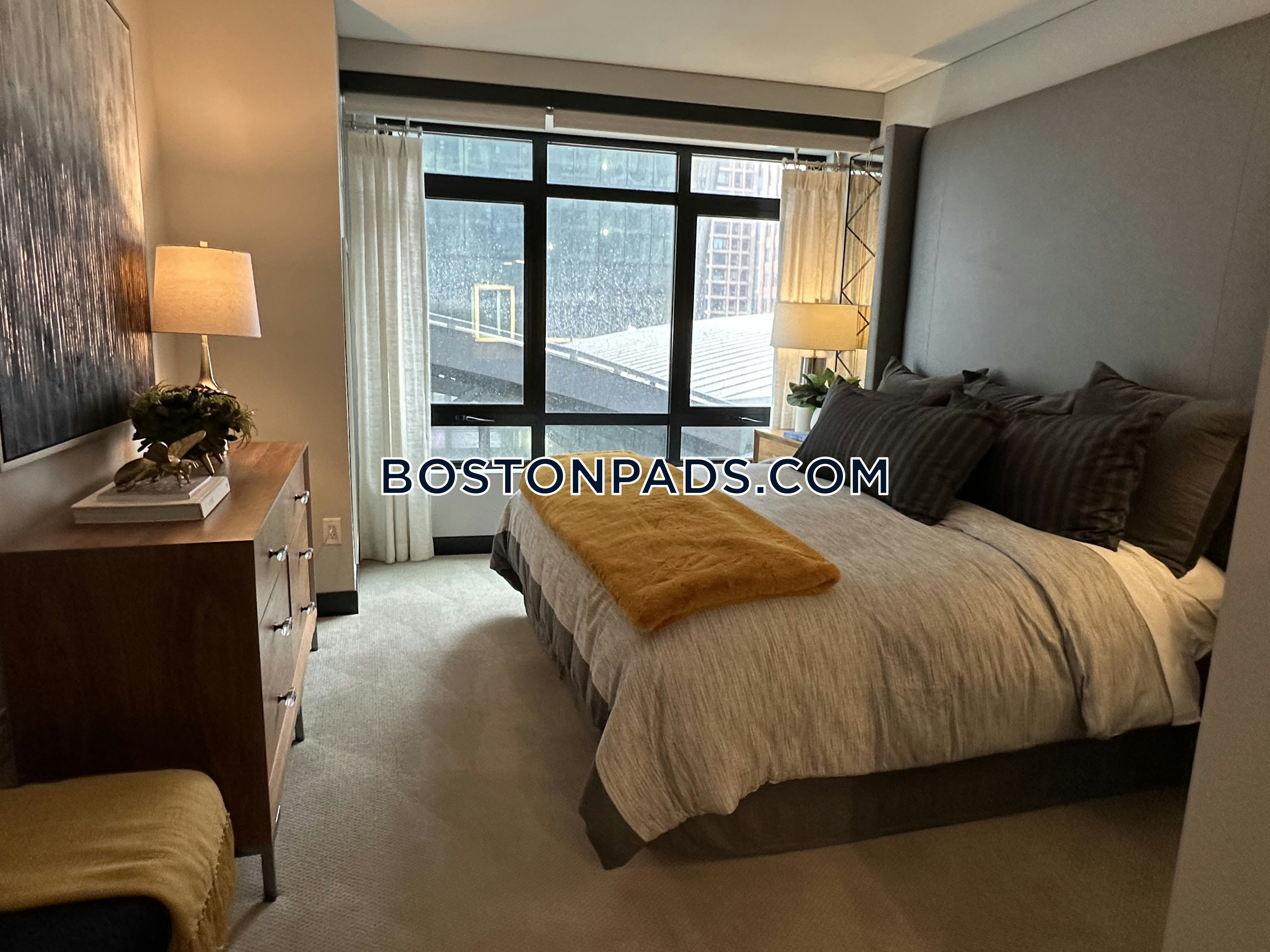 Gables Seaport Photo 75