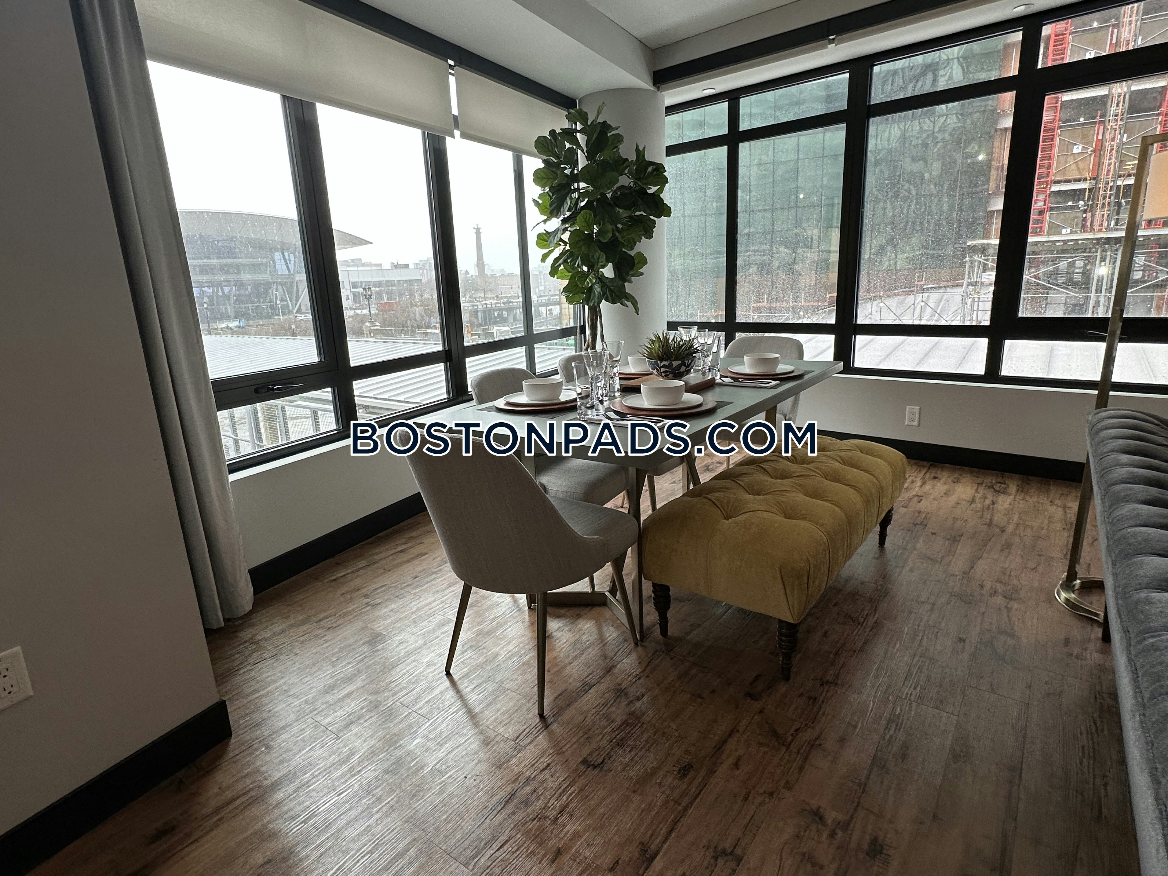 Gables Seaport Photo 18