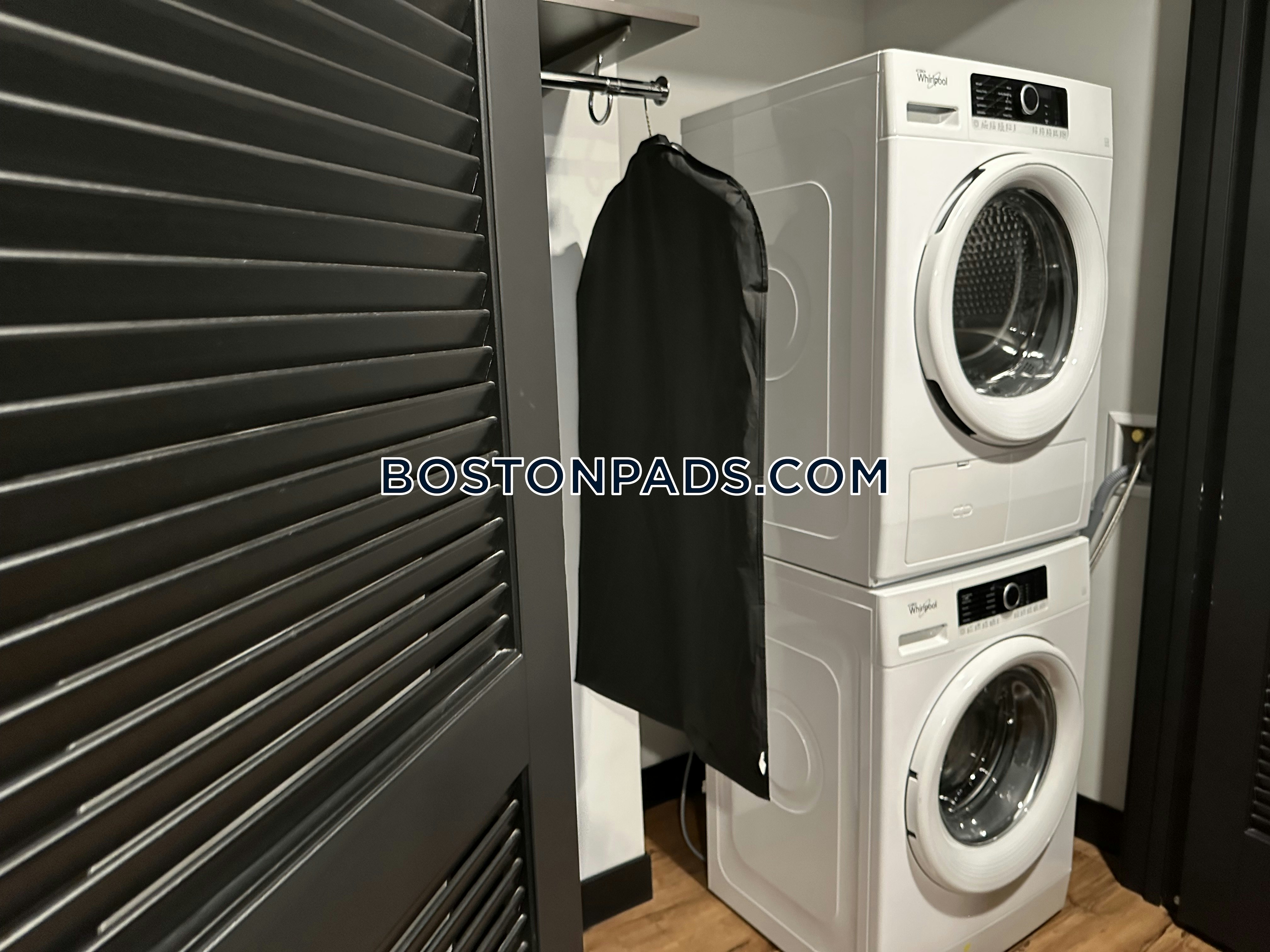 Gables Seaport Photo 134