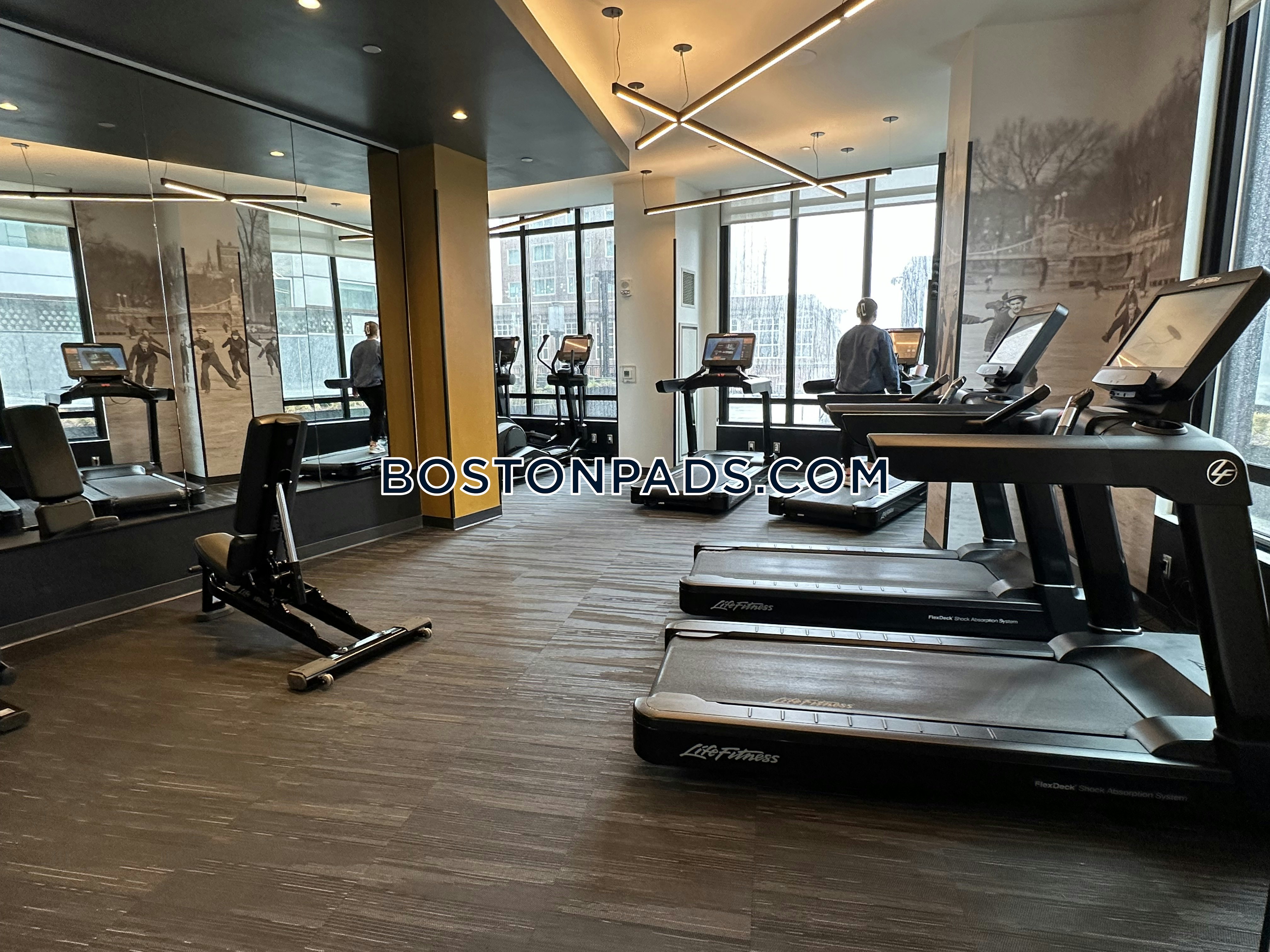 Gables Seaport Photo 98