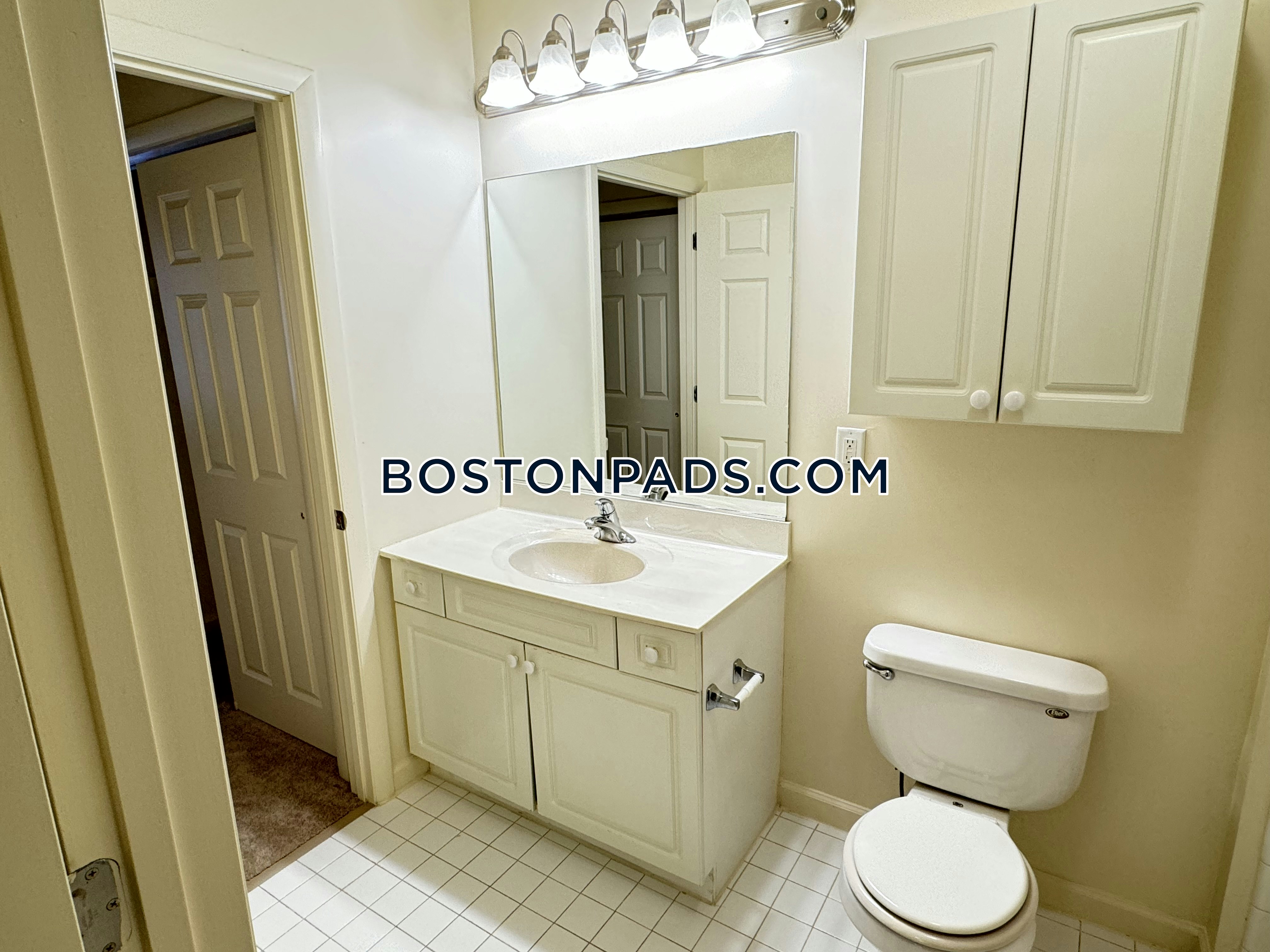 Highlands at Faxon Woods Photo 31