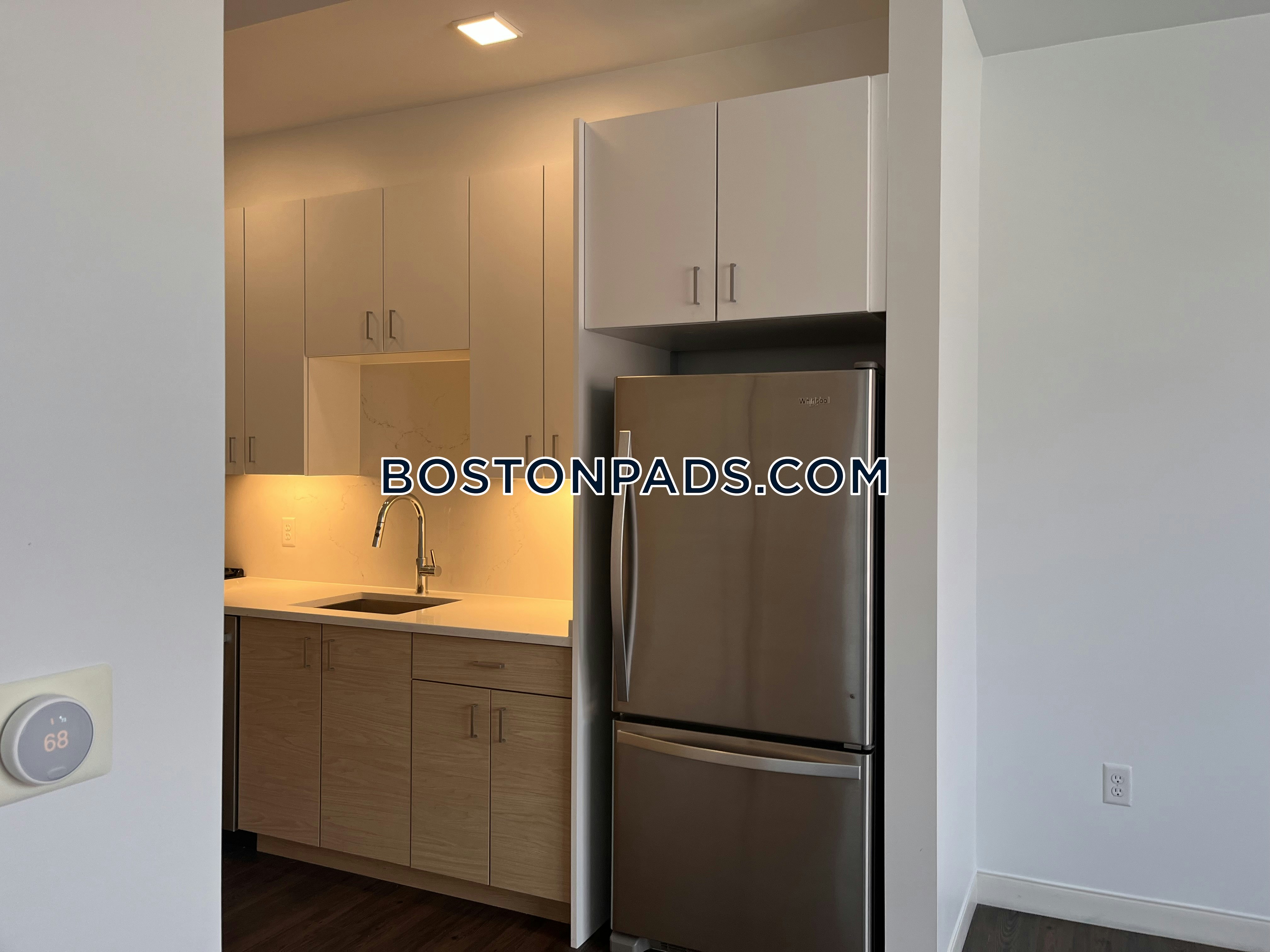 Trio Newton Photo 61