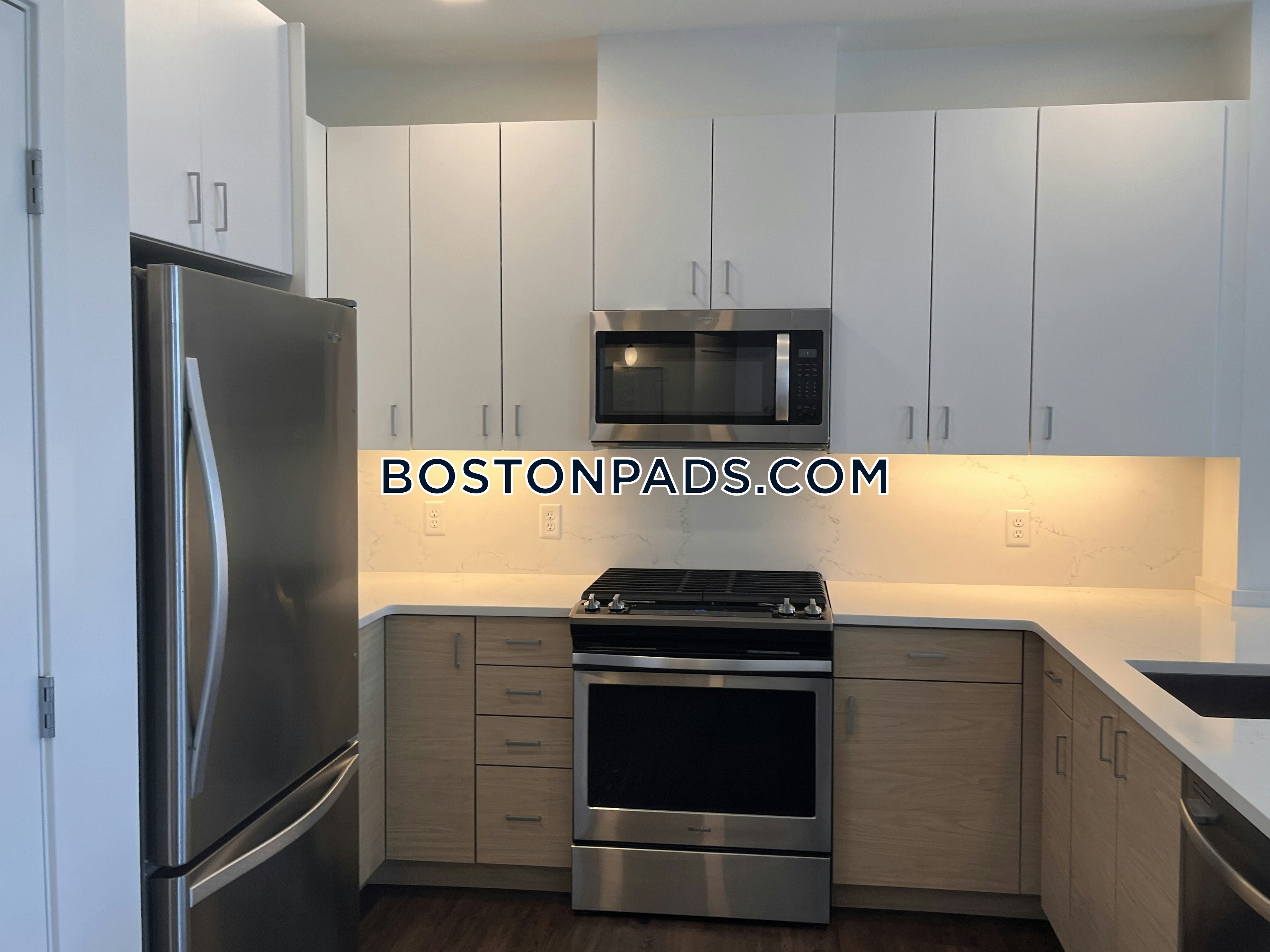 Trio Newton Photo 62