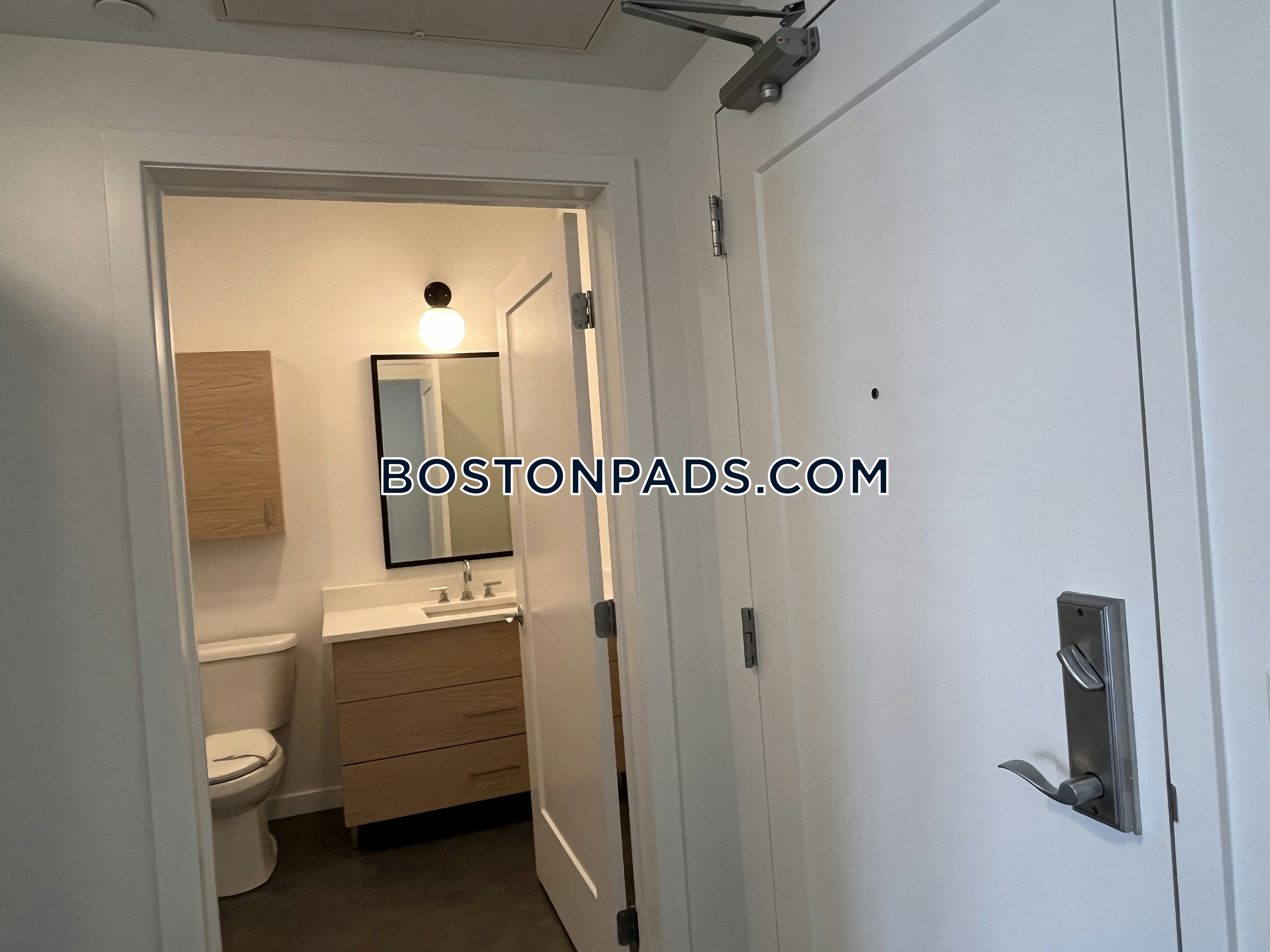 Trio Newton Photo 50