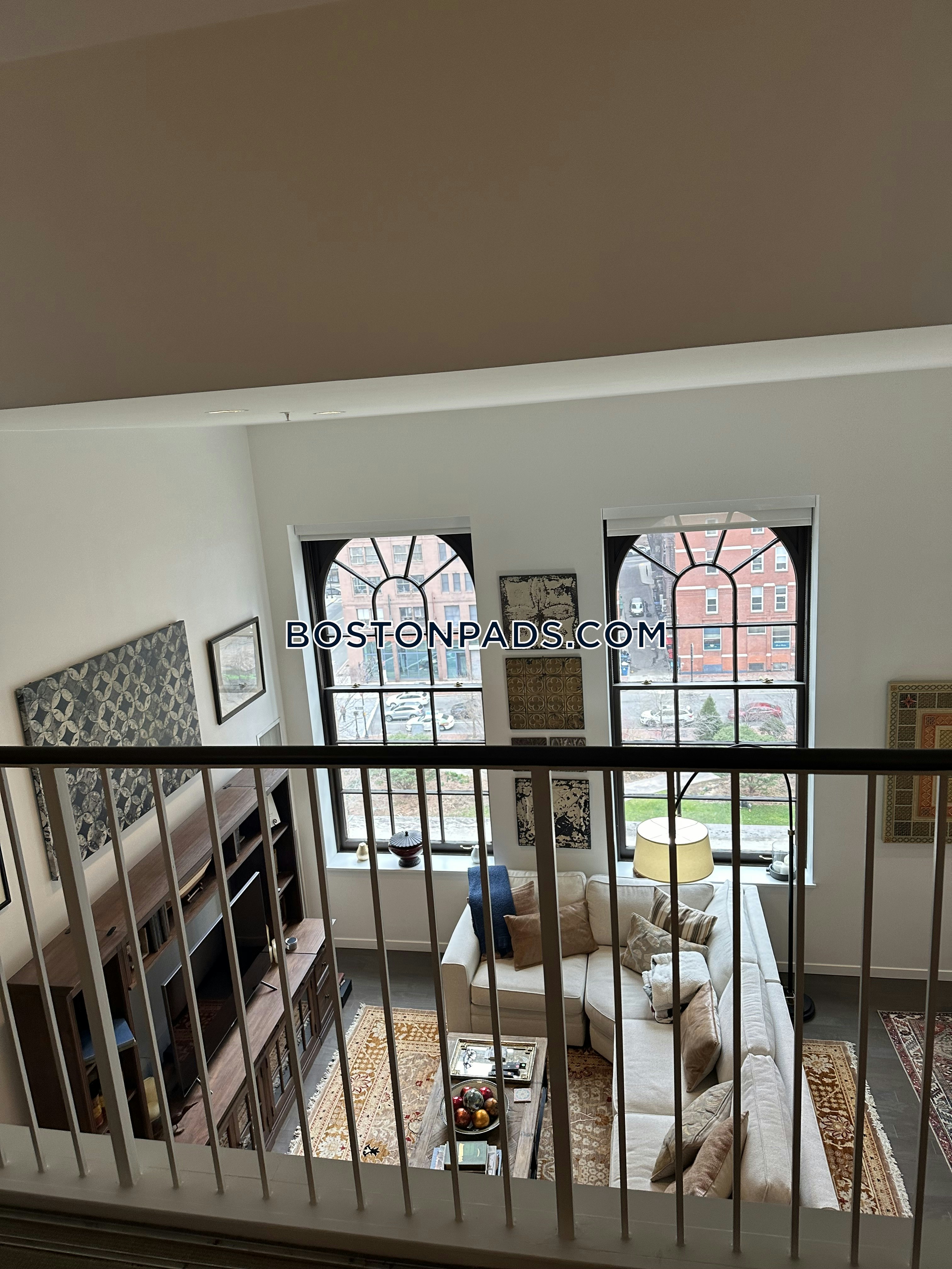 The Lofts at Atlantic Wharf Photo 22