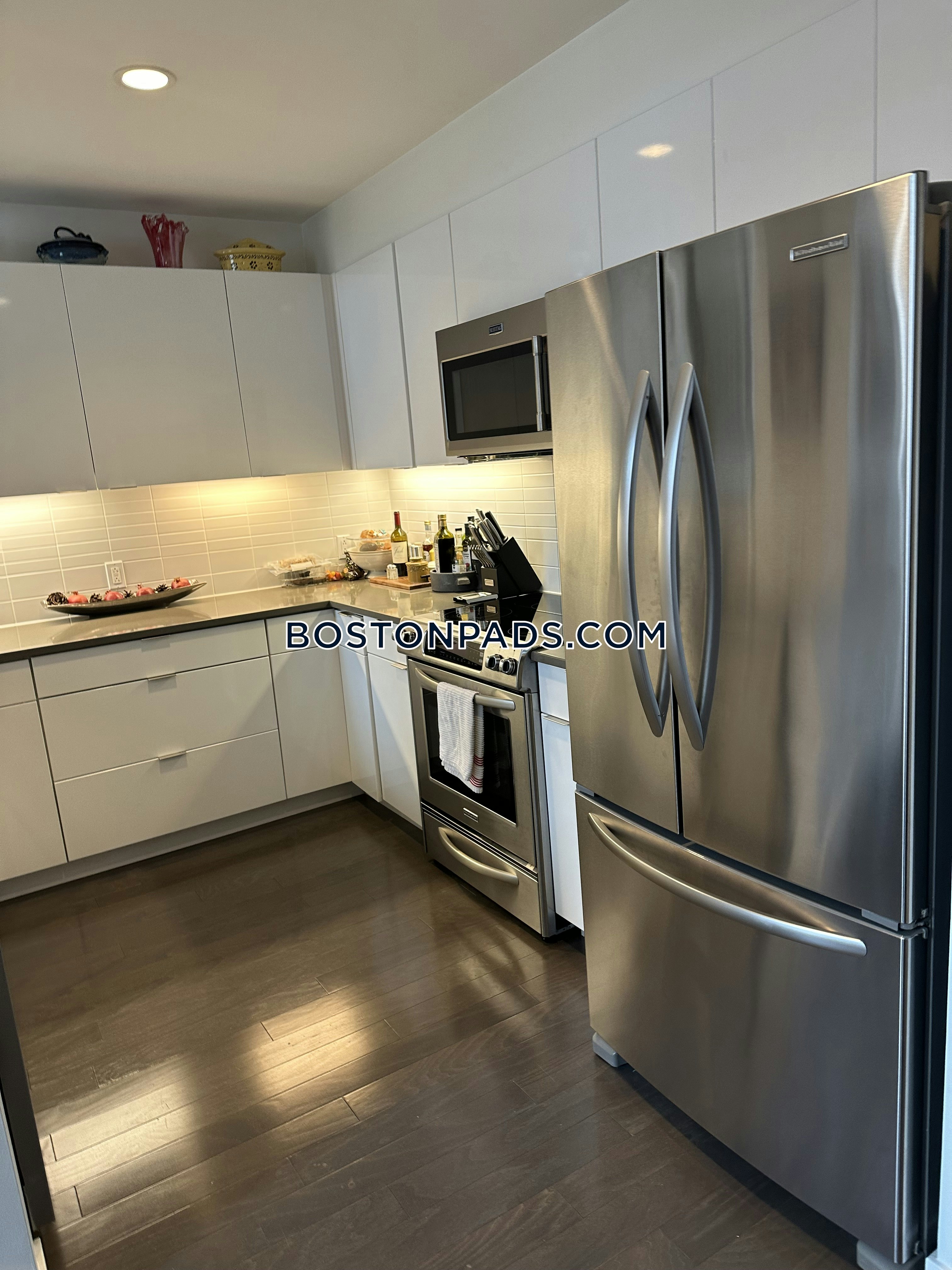 The Lofts at Atlantic Wharf Photo 40