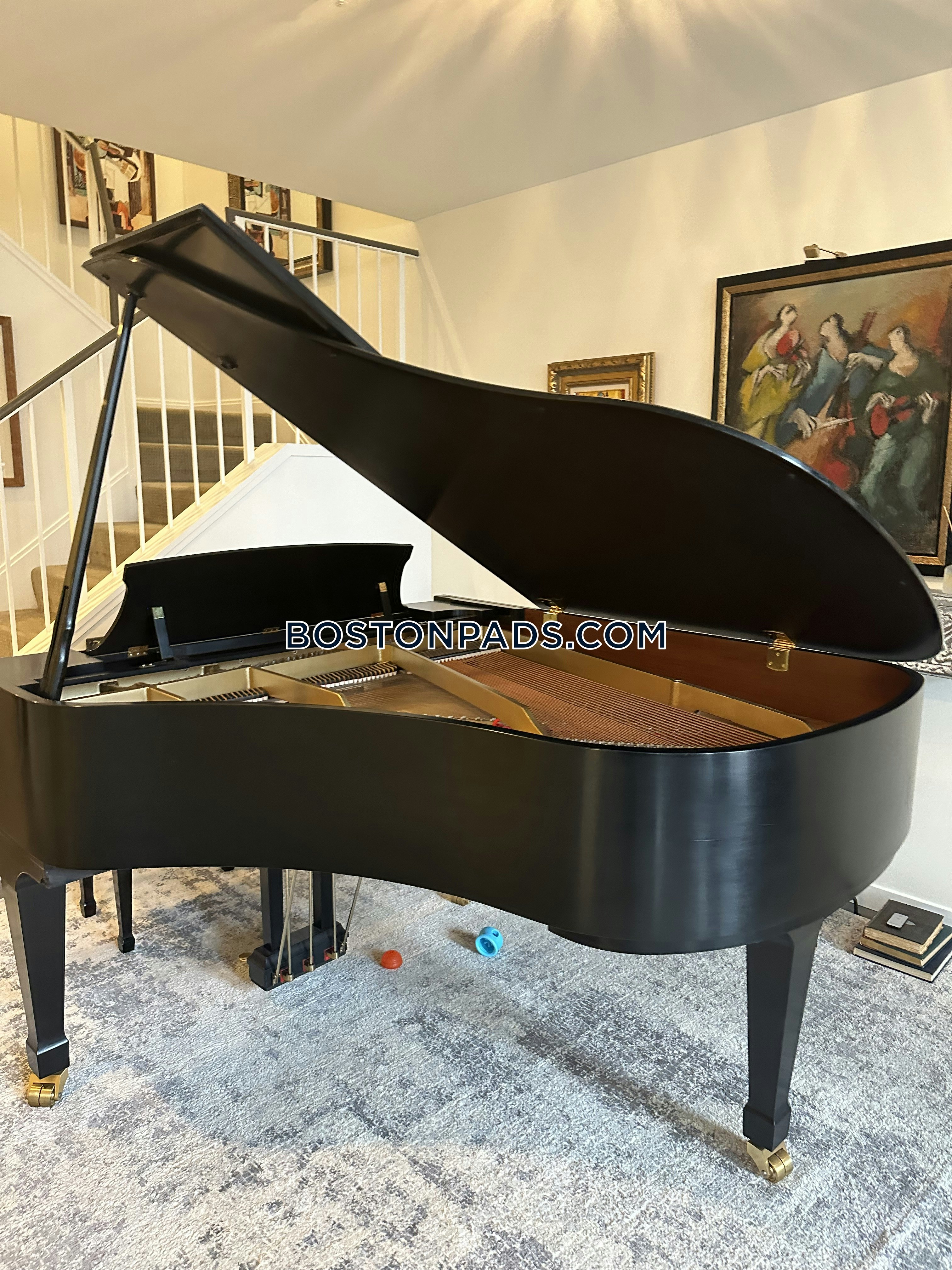 The Lofts at Atlantic Wharf Photo 74