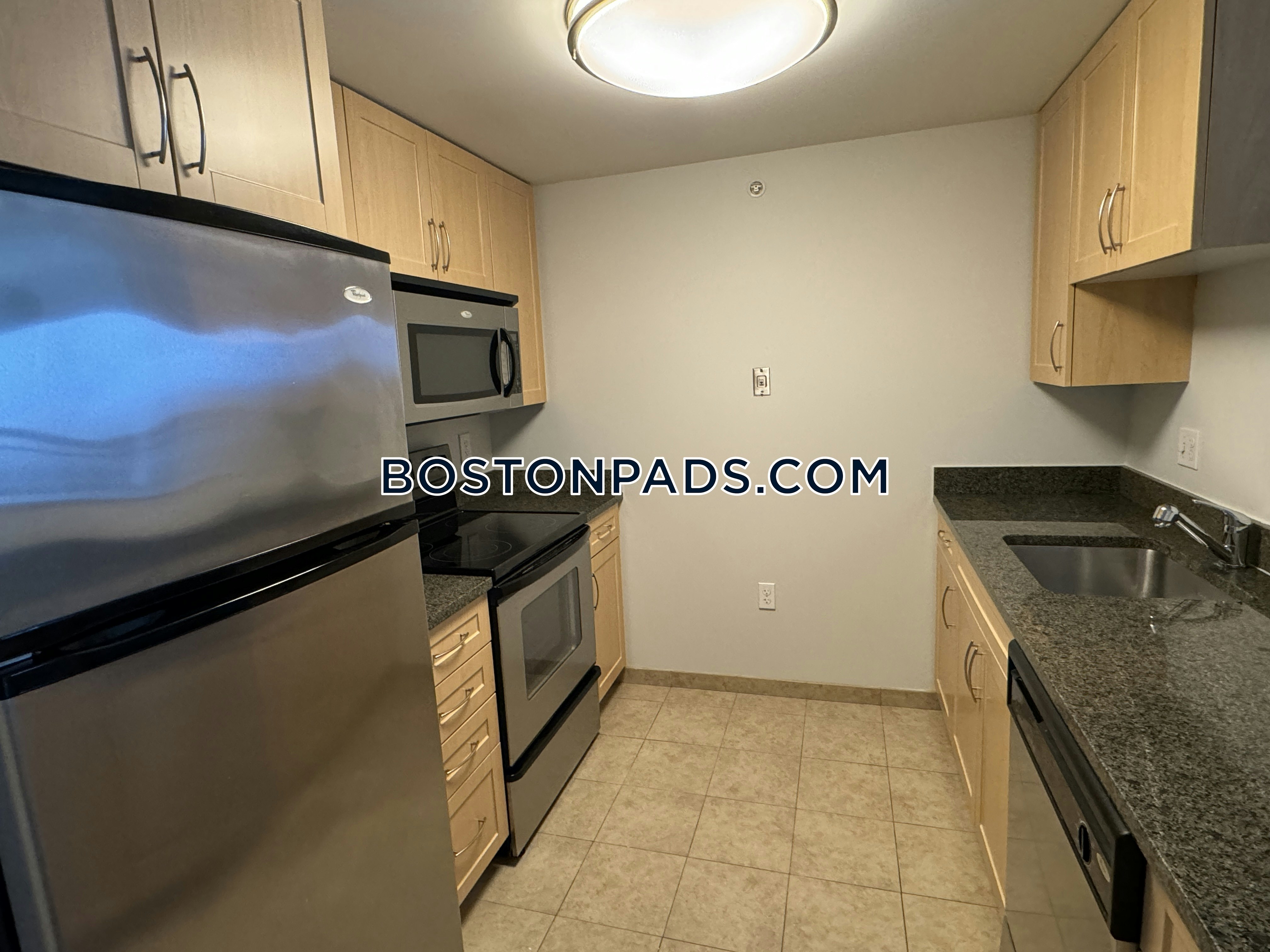 Neponset Landing Photo 23