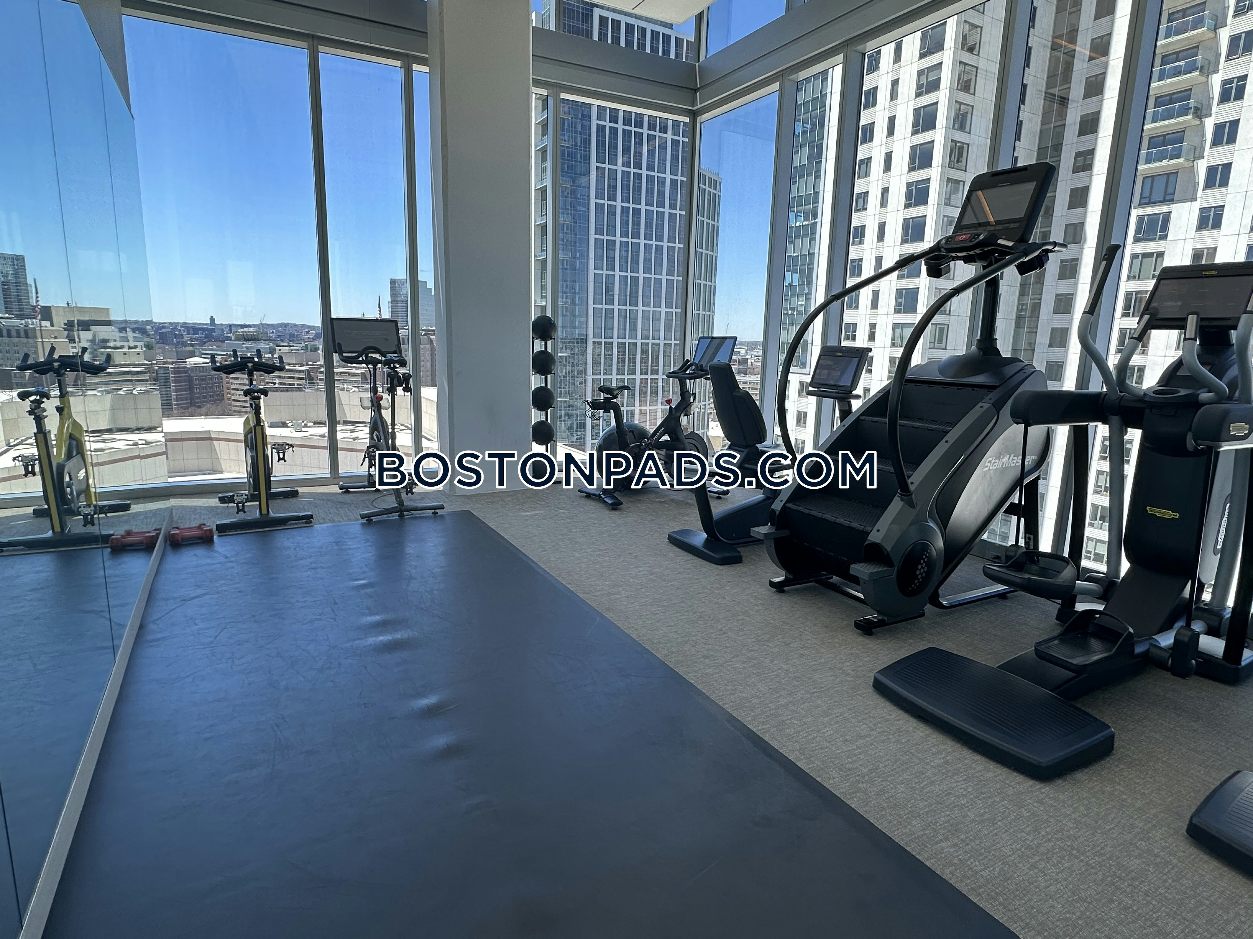 Hub 50 House Photo 1