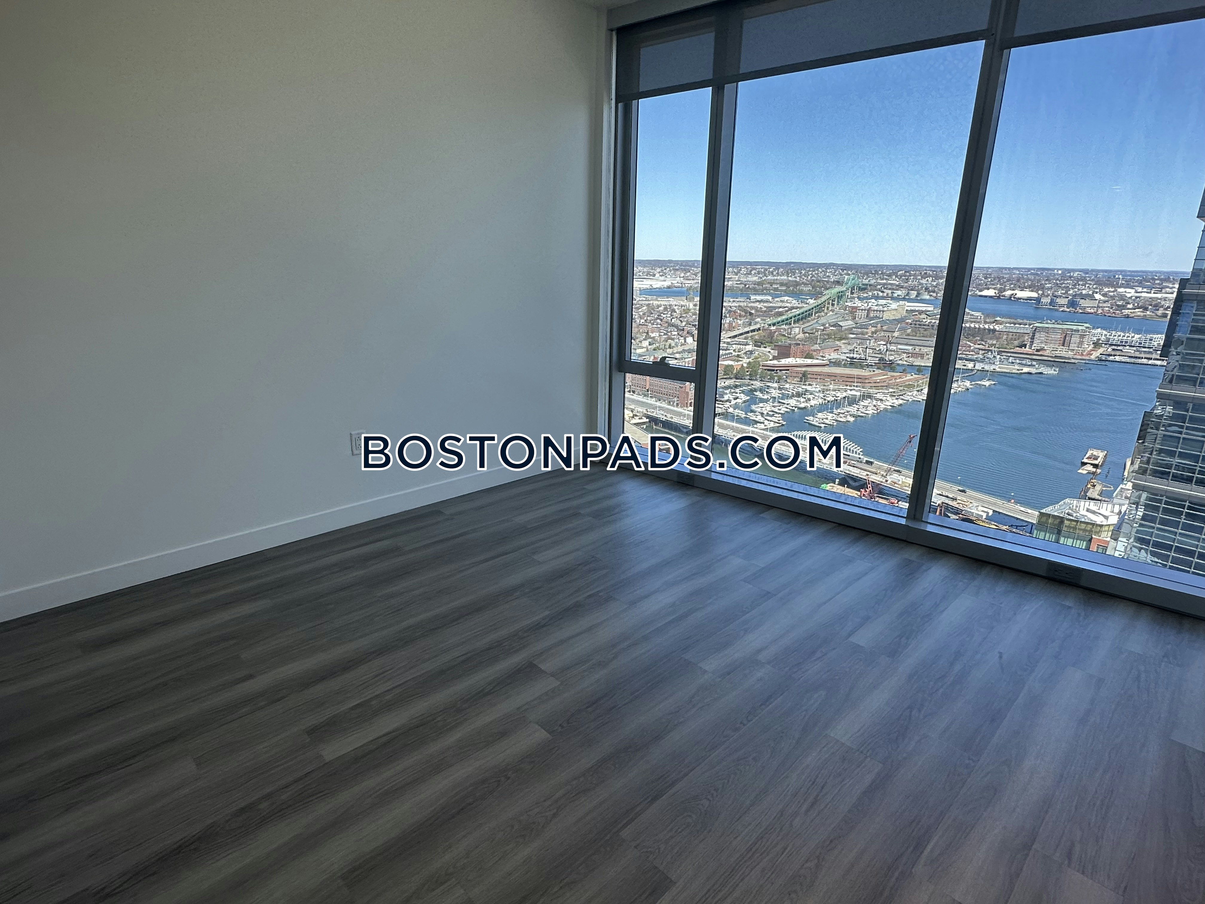 Hub 50 House Photo 12