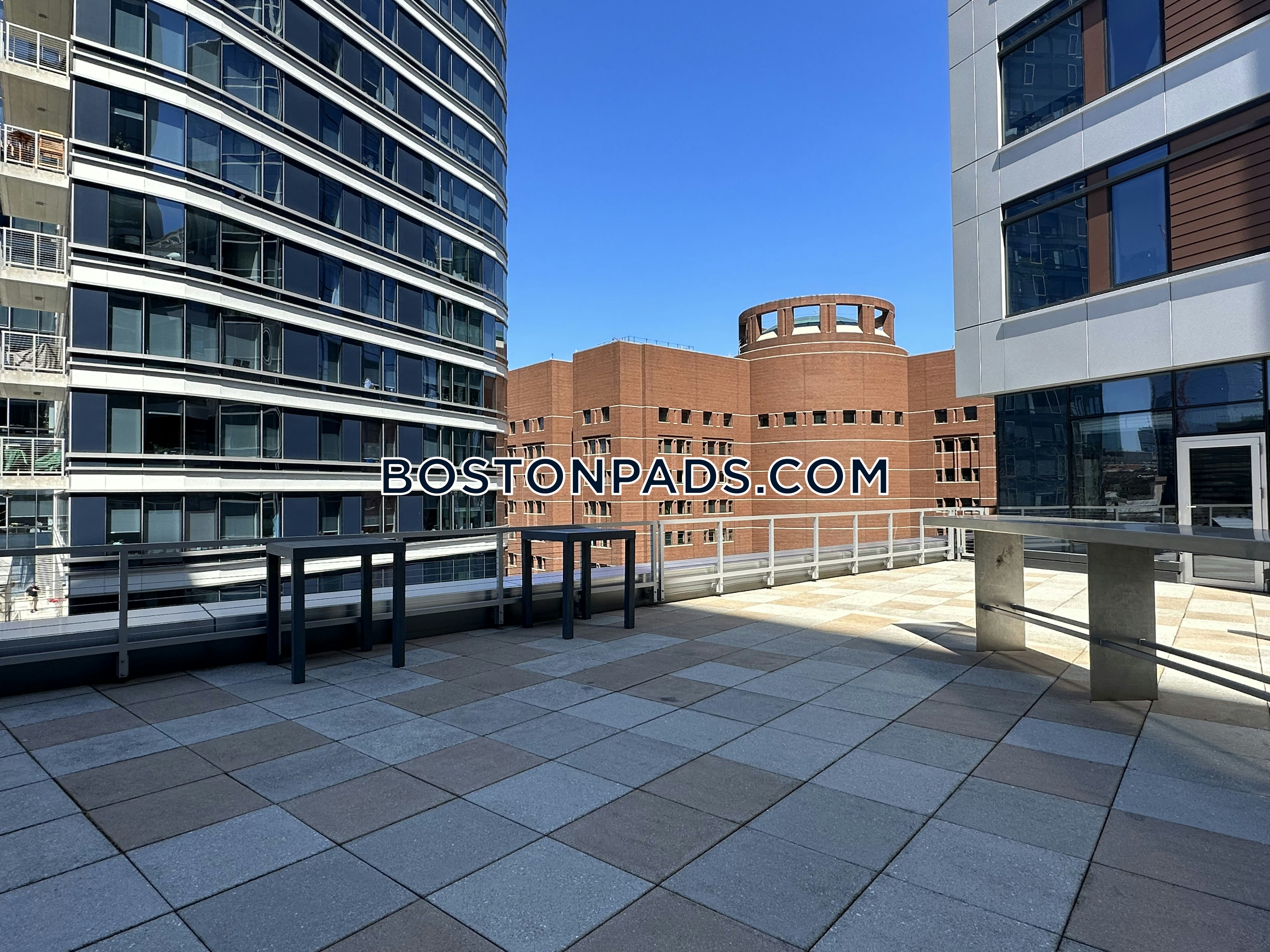 Via Seaport Photo 27