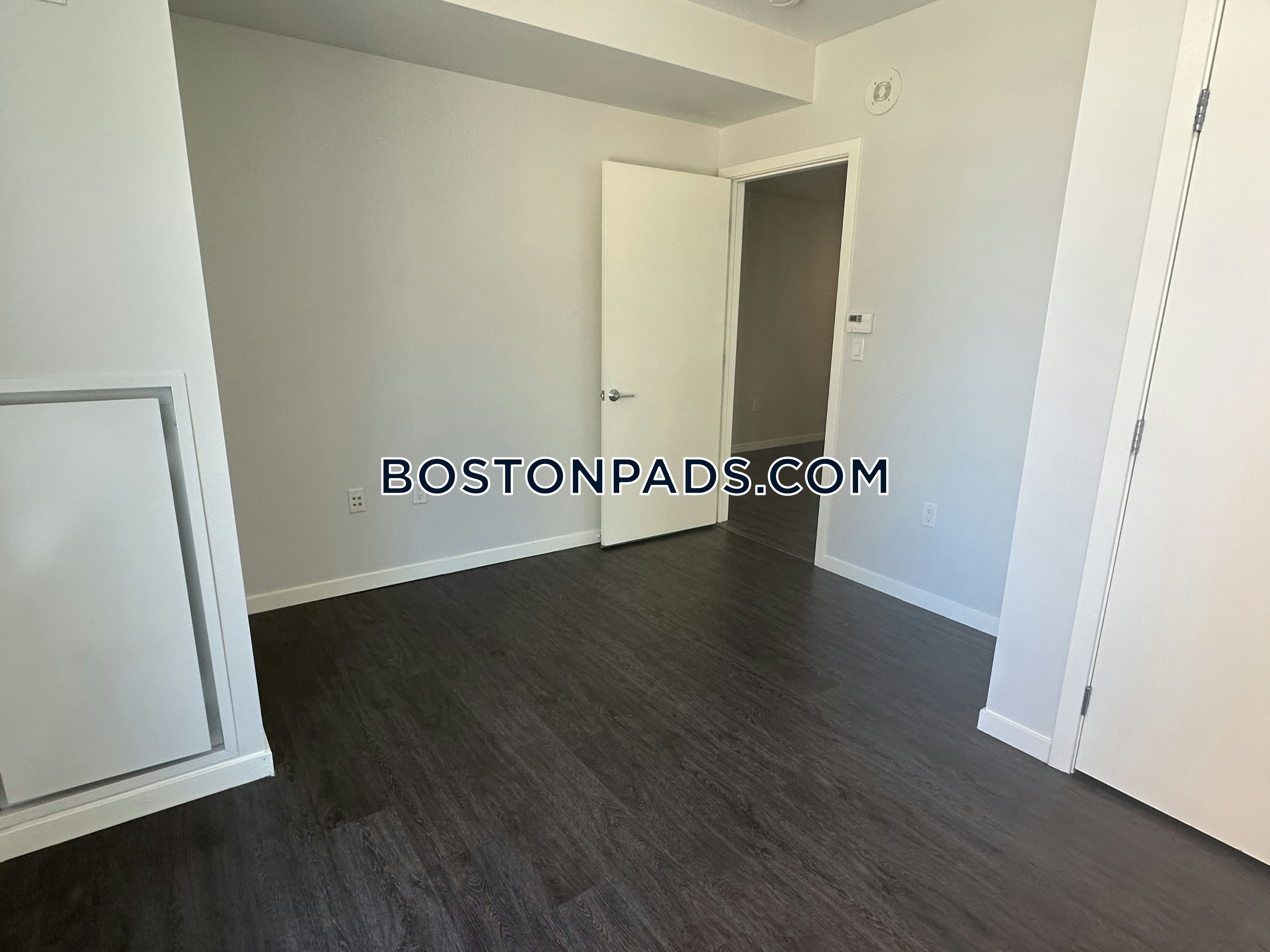 Waterside Place by Windsor Photo 40