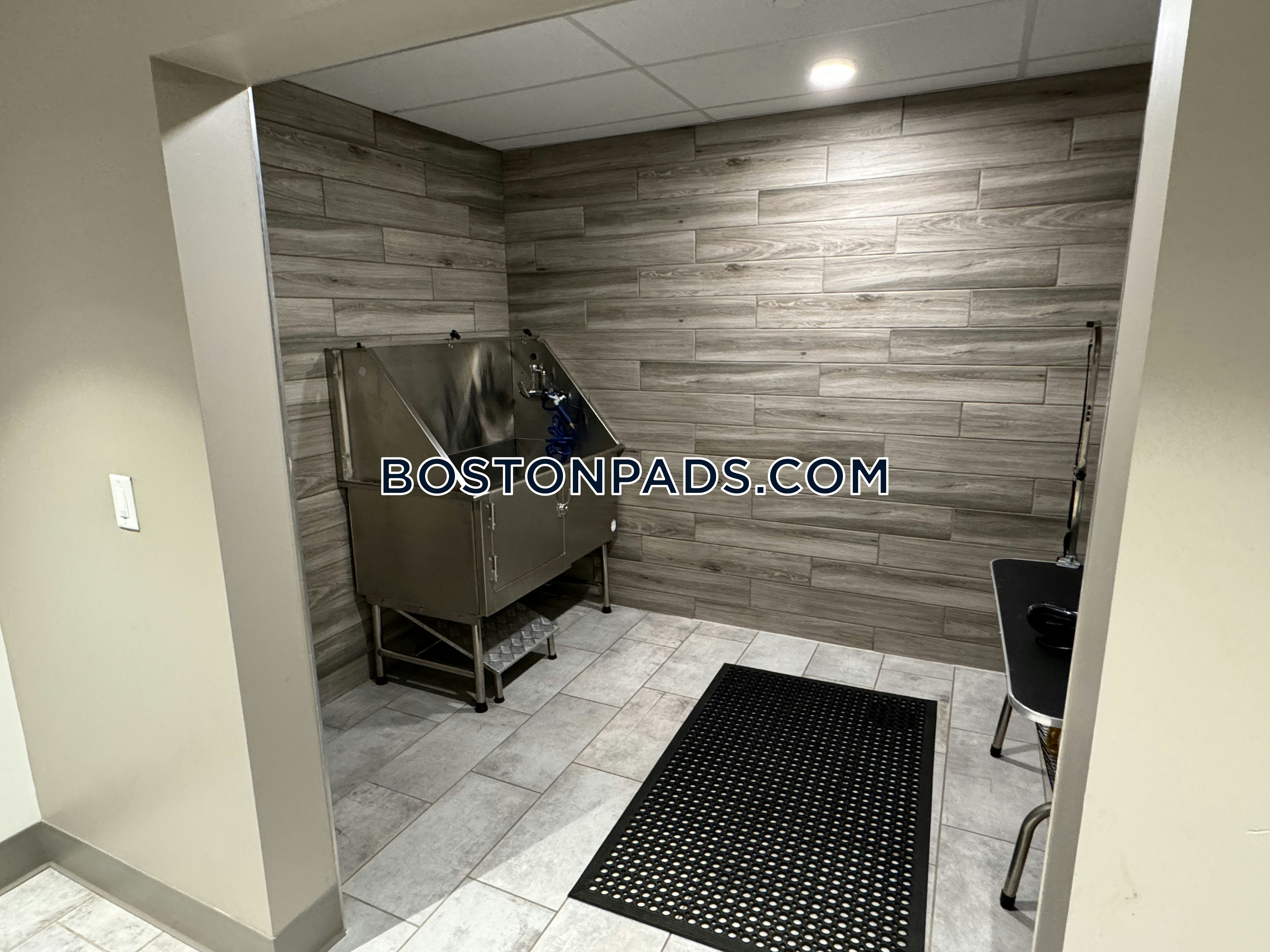 Flats on First Photo 55